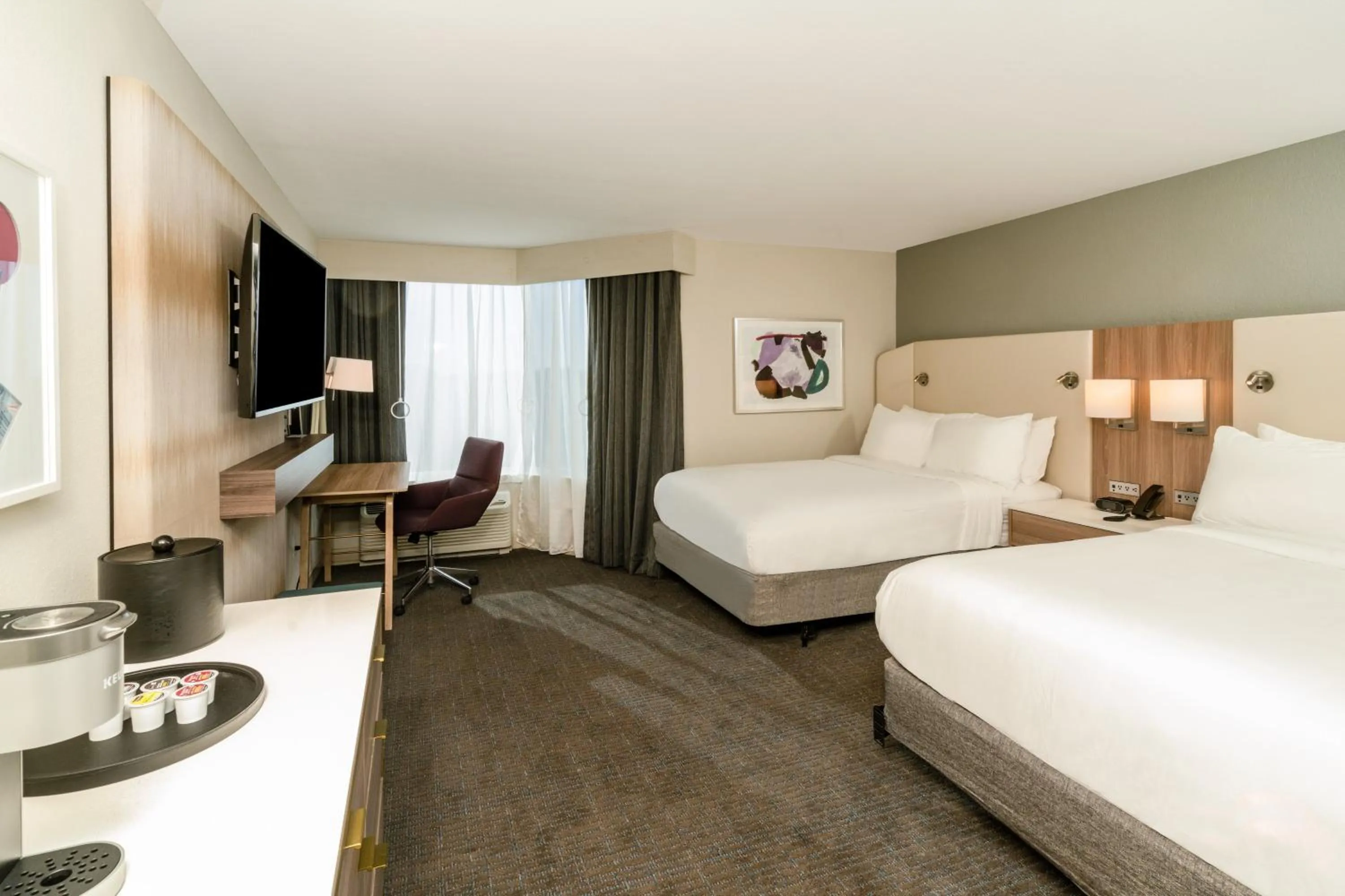 Photo of the whole room, Bed in Crowne Plaza Atlanta NE - Norcross by IHG
