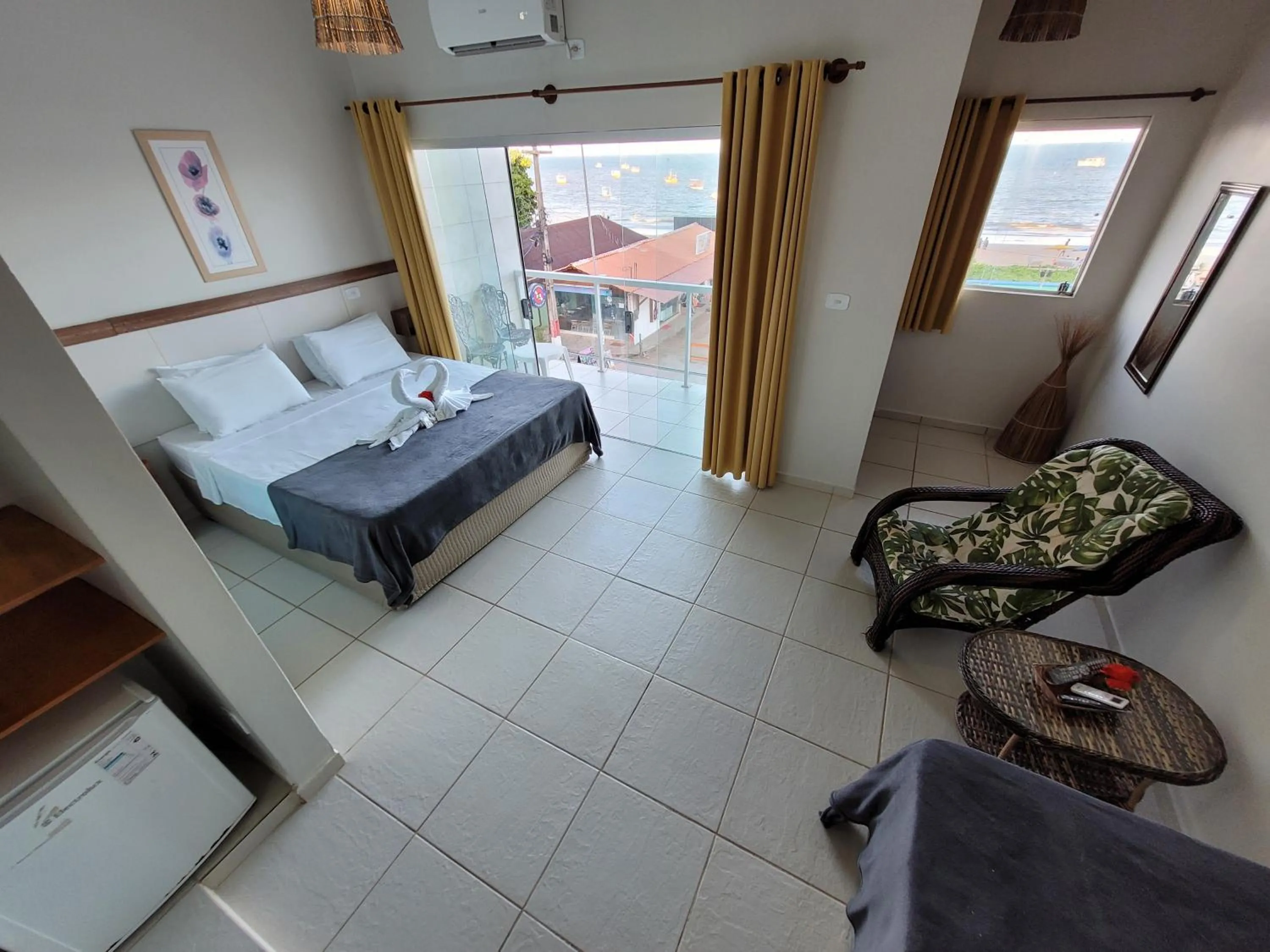 Photo of the whole room, Bed in Pousada Tartaruga