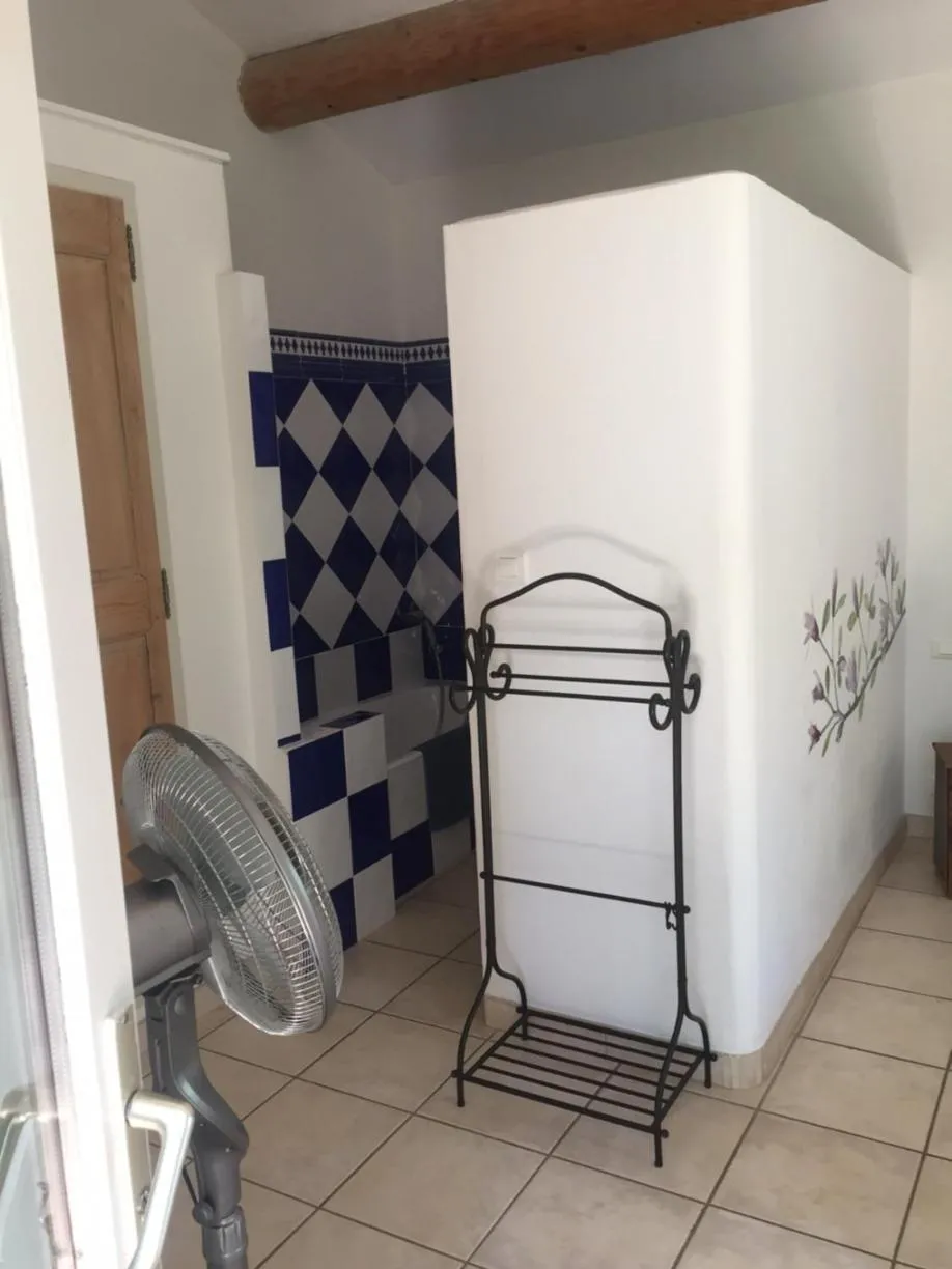 Bathroom in Les Restanques