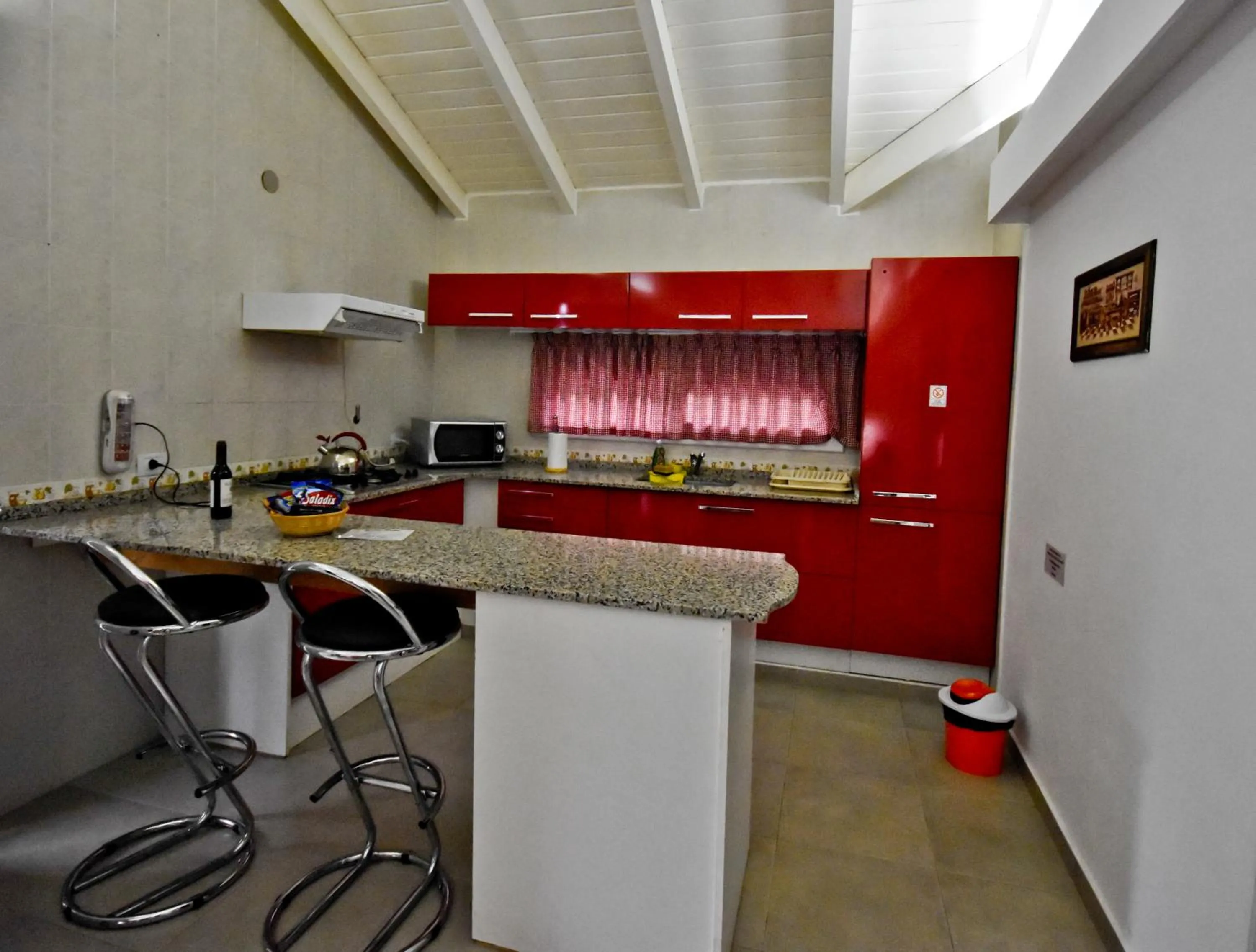 Kitchen or kitchenette in Villa La Font Apart Hotel & Spa