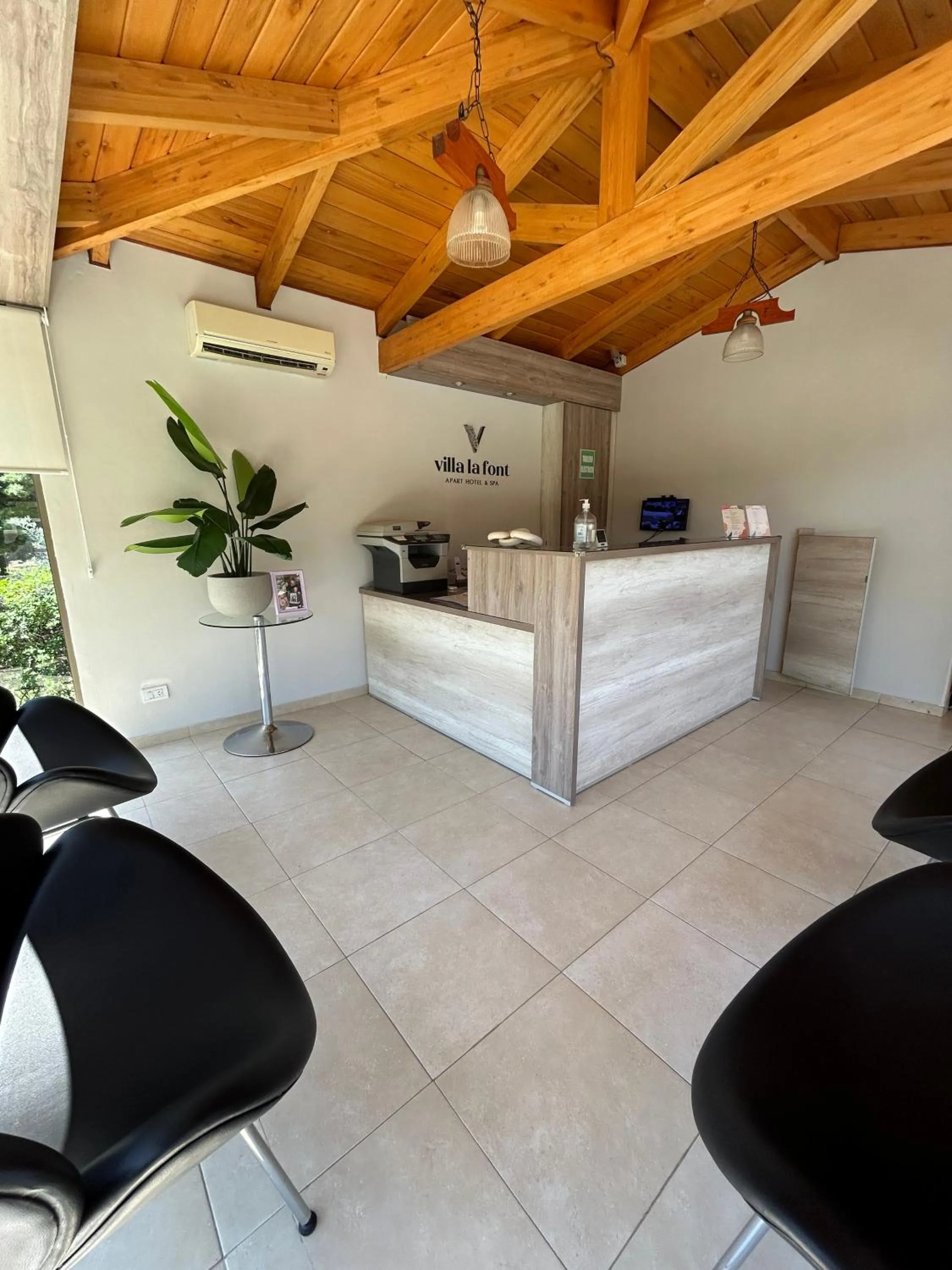 Lobby or reception in Villa La Font Apart Hotel & Spa