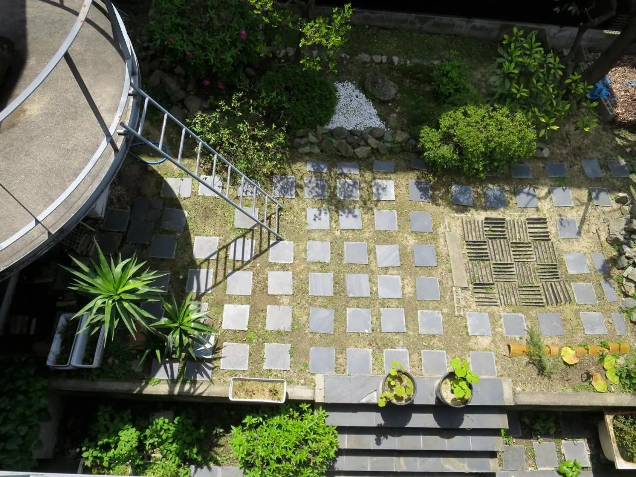 Garden in AH87 Osaka