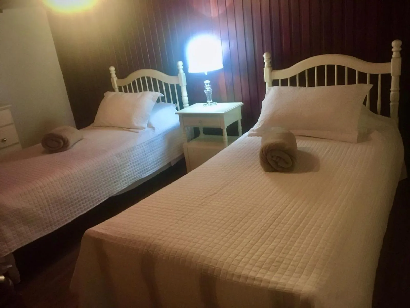 Bed in Center Suiço Flats