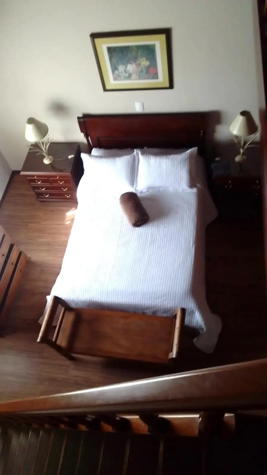 Bed in Center Suiço Flats