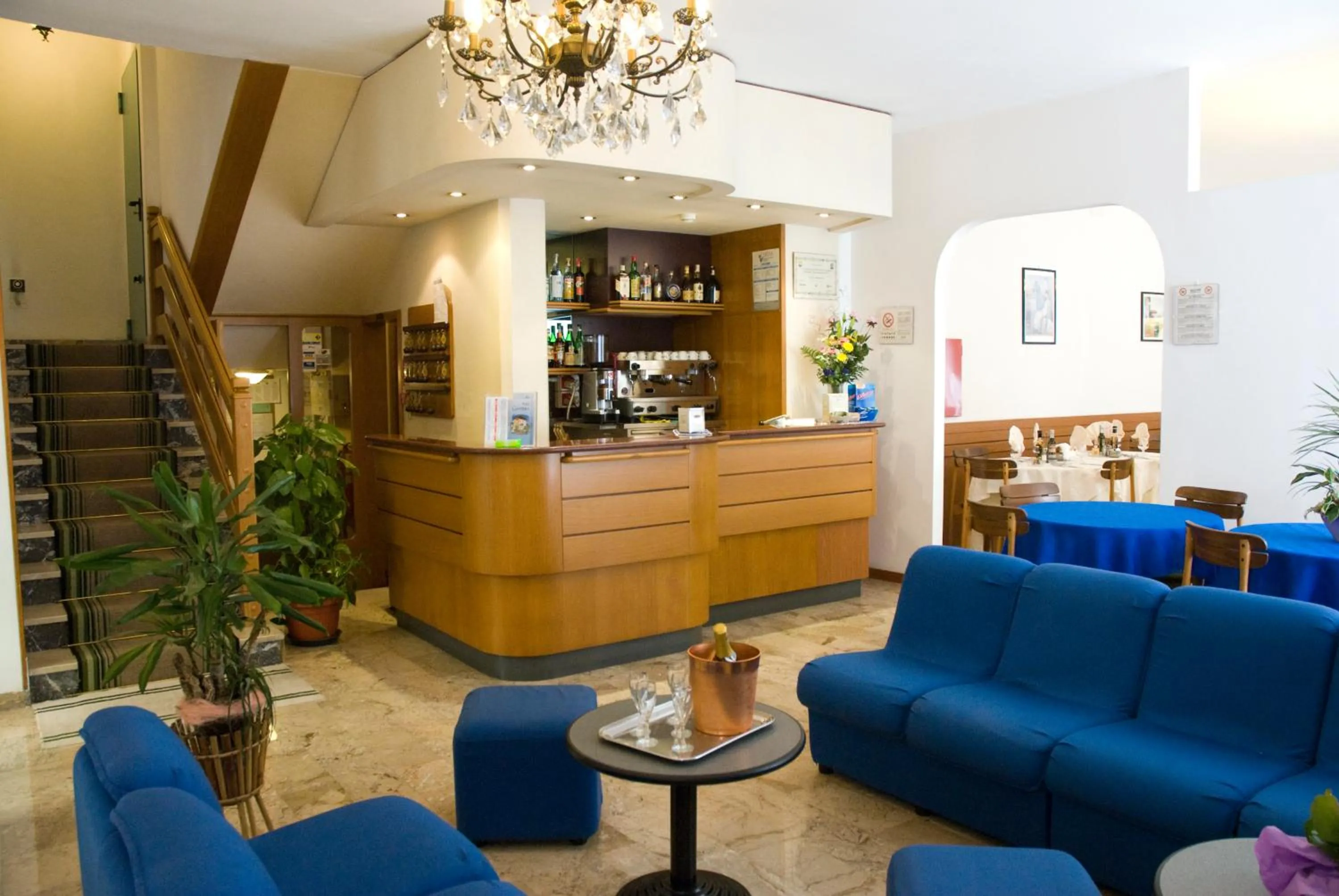 Communal lounge/ TV room in Hotel Carezza
