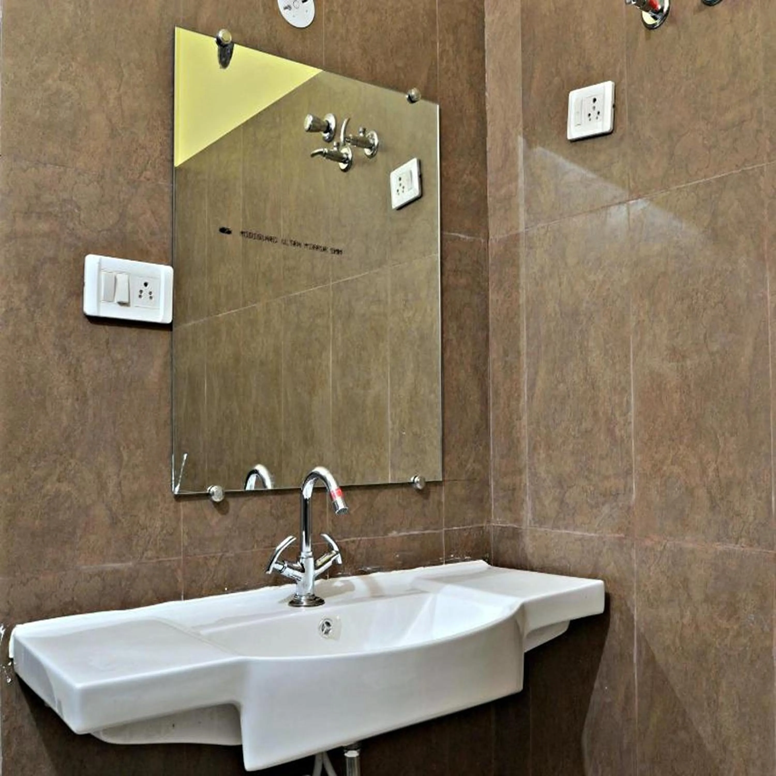 Bathroom in Gypsy Monkey