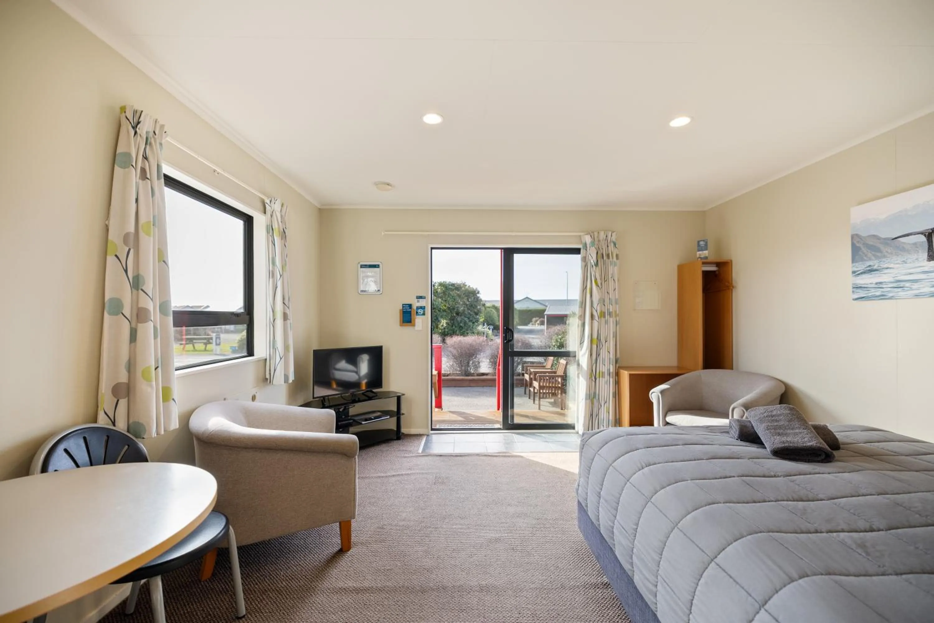 Bed in Kaikōura TOP 10 Holiday Park