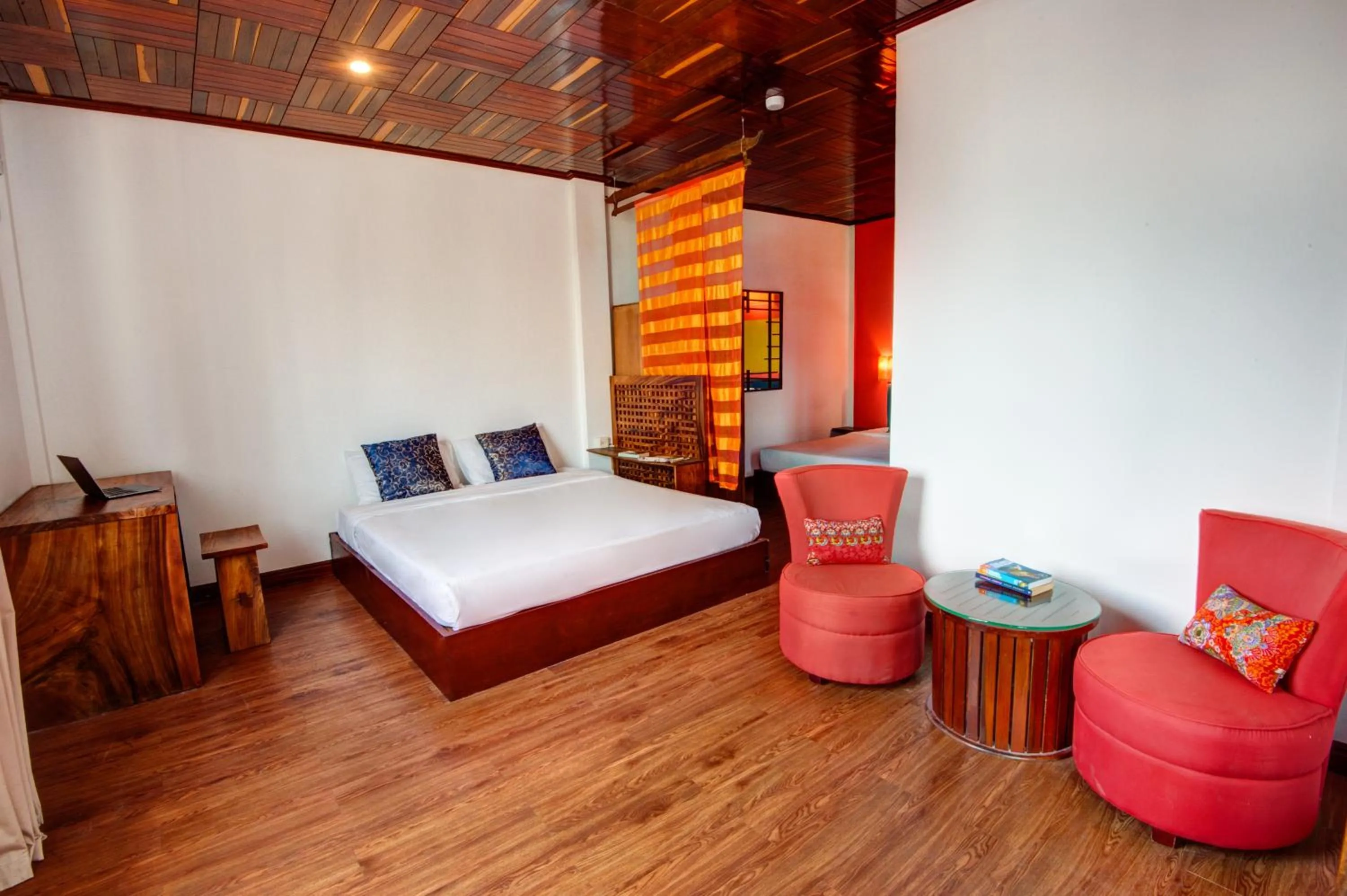 Bedroom, Bed in Mad Monkey Hostel Phnom Penh