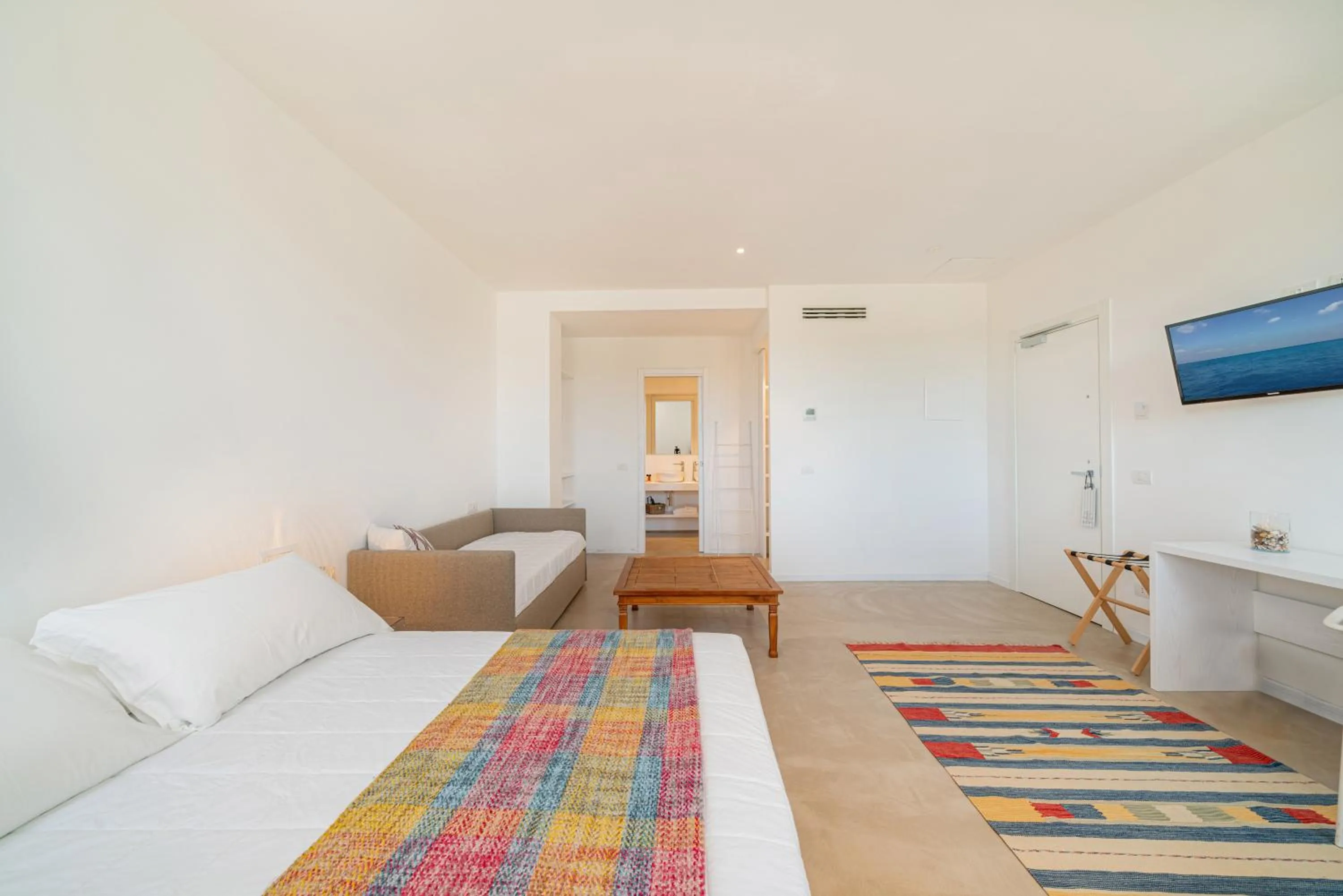 Bed in Jatika Boutique Hotel