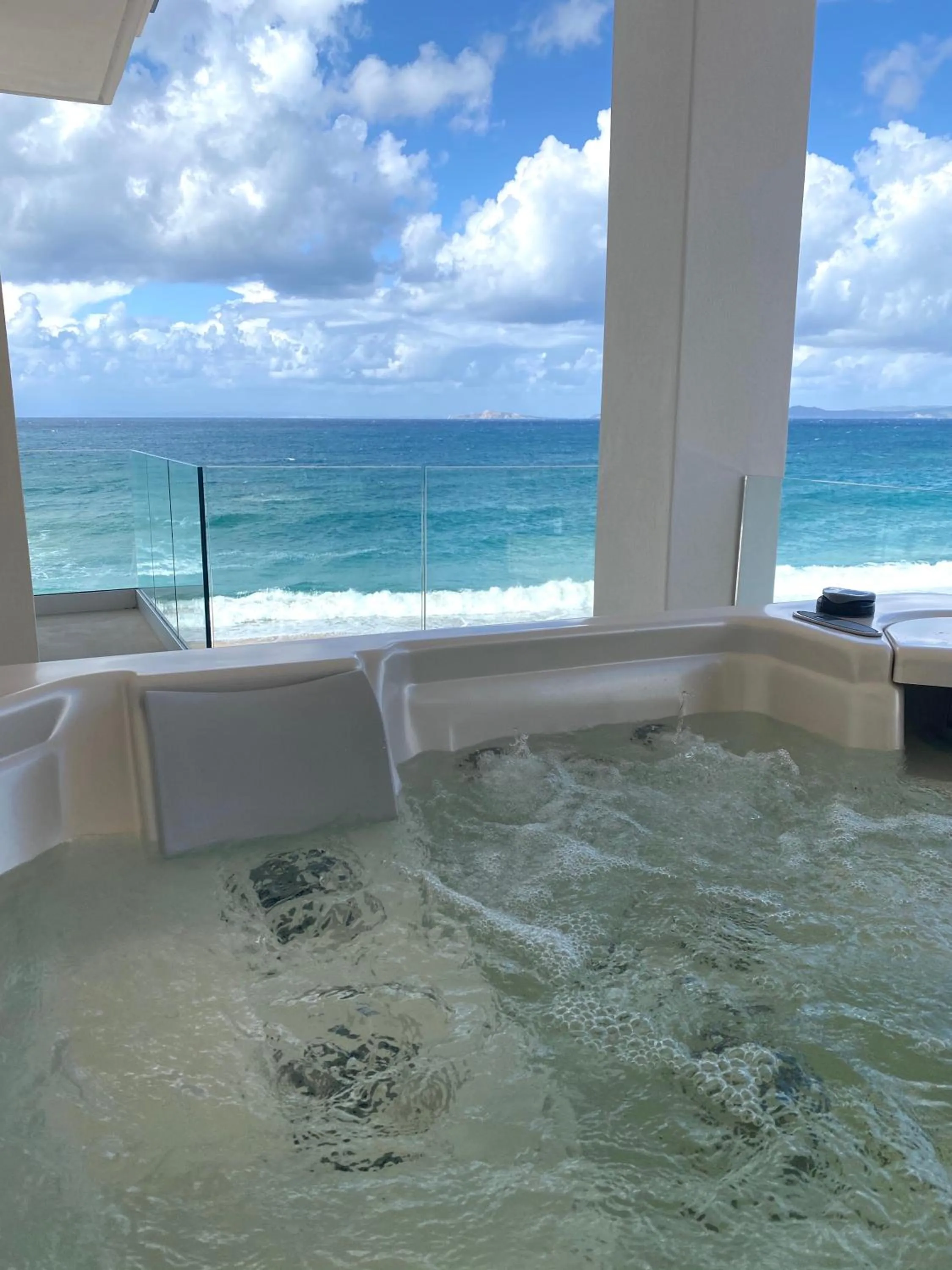 Hot Tub in Jatika Boutique Hotel