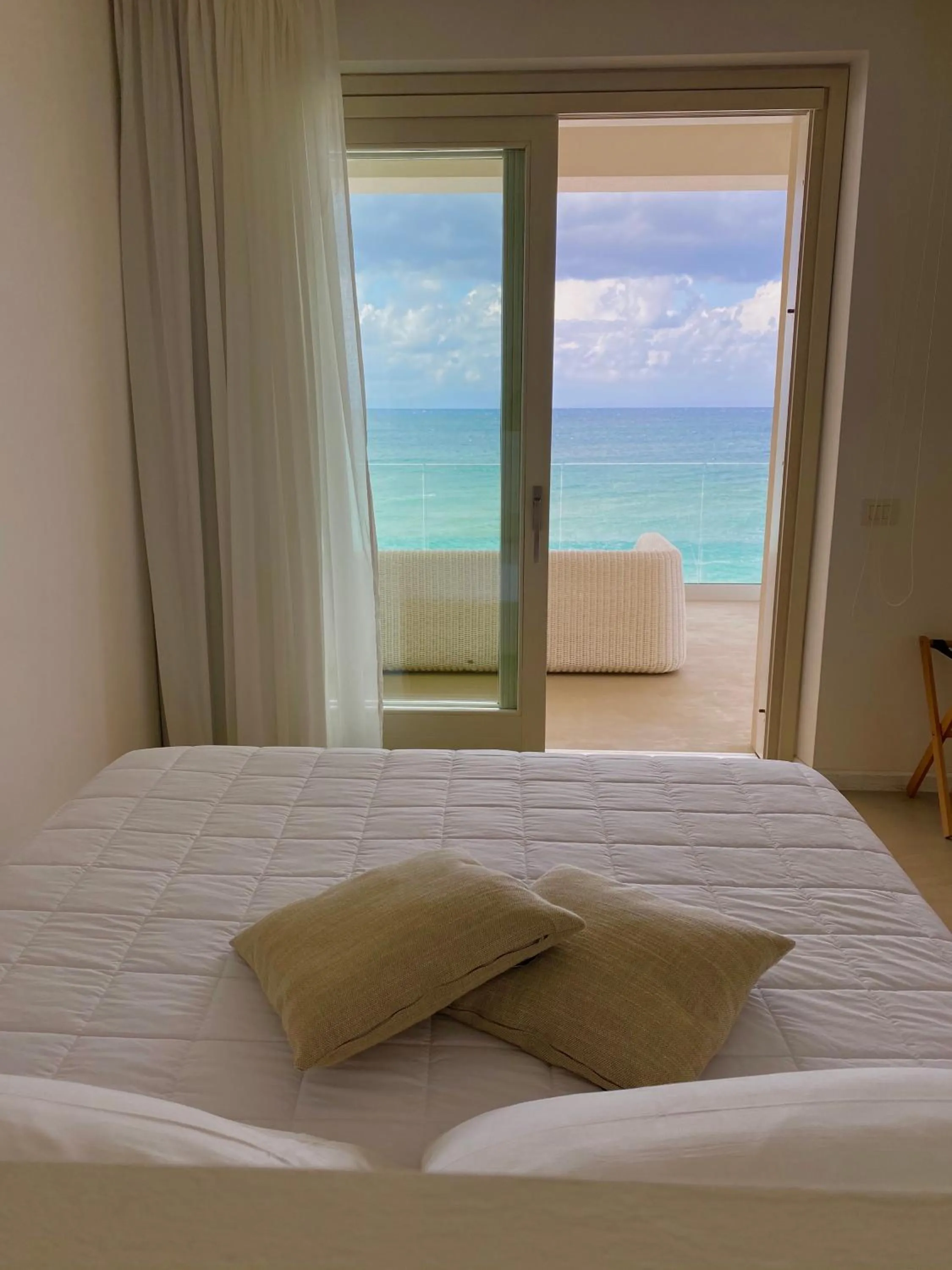 Bed in Jatika Boutique Hotel