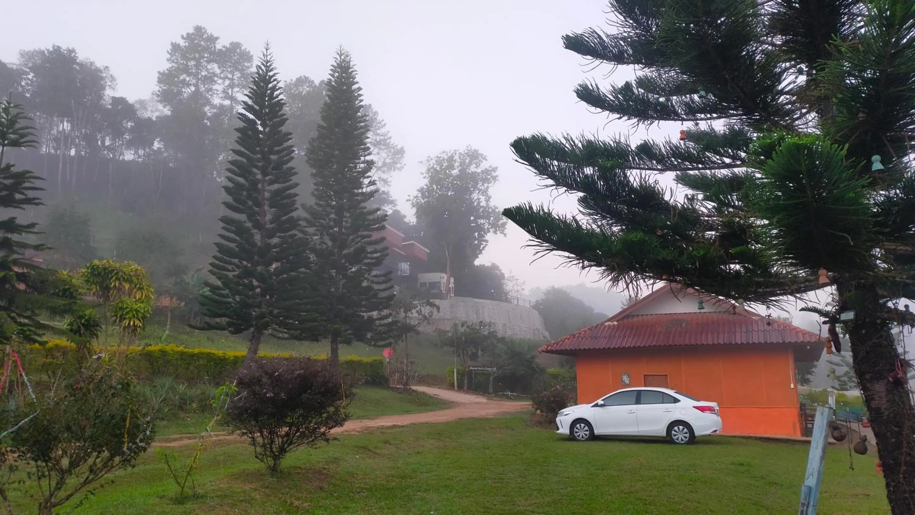 Mong Homestay Resort