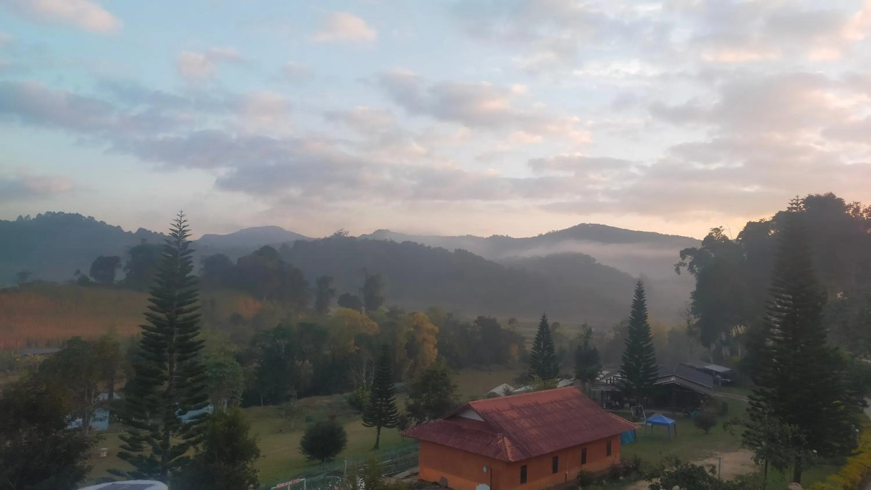 Mong Homestay Resort