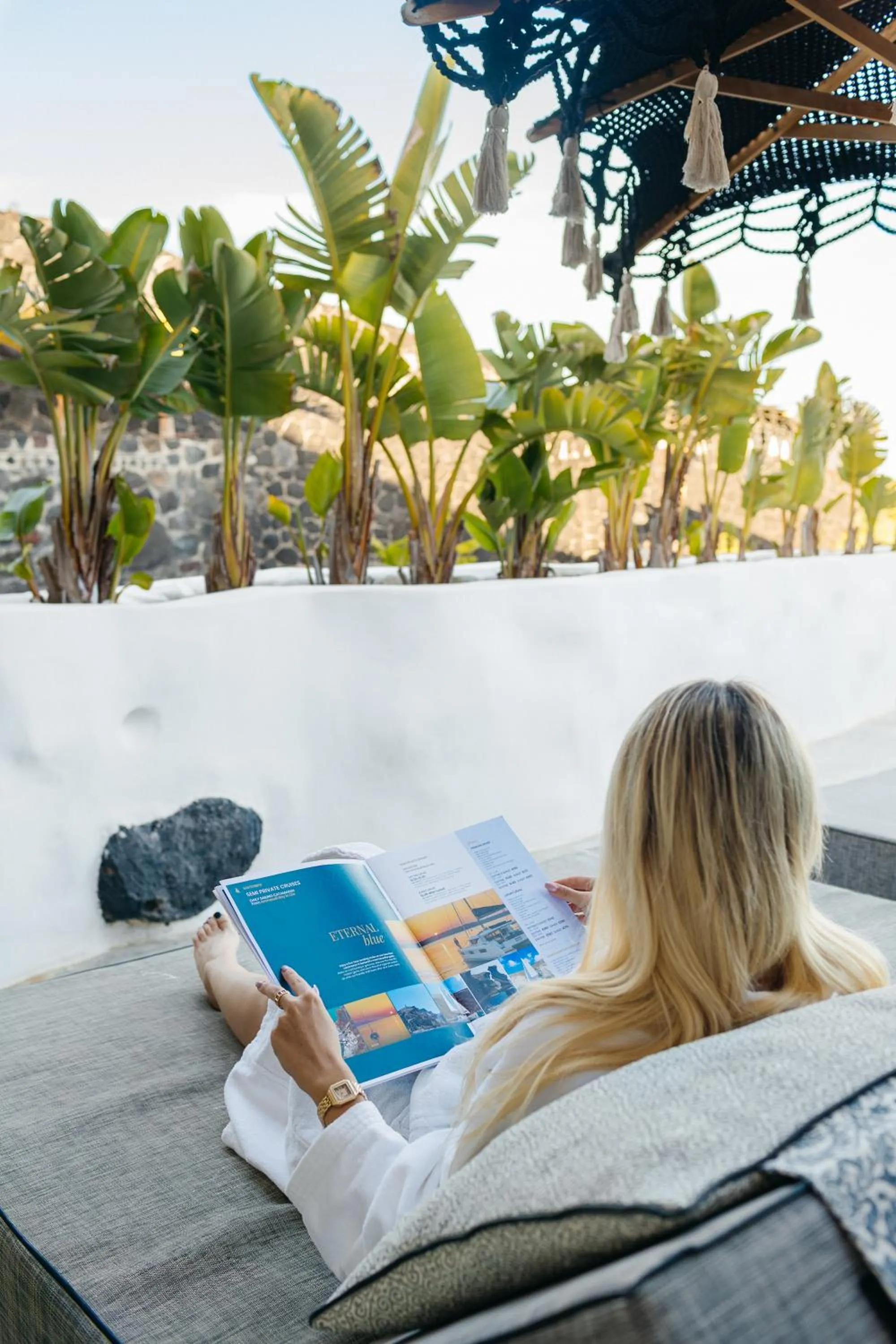 Theano Cave Suites & Villas