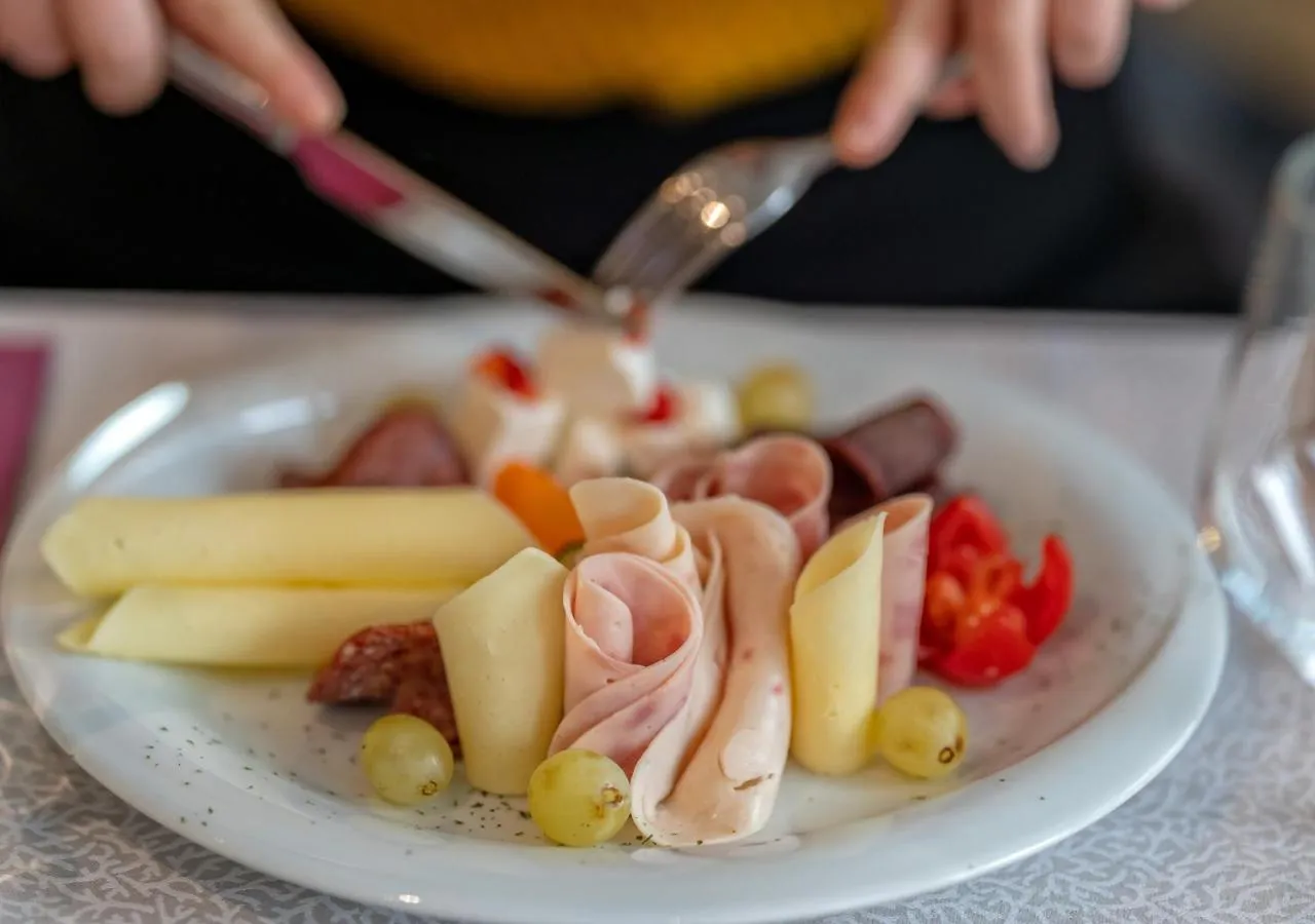 Food in Hotel Koncept Residence