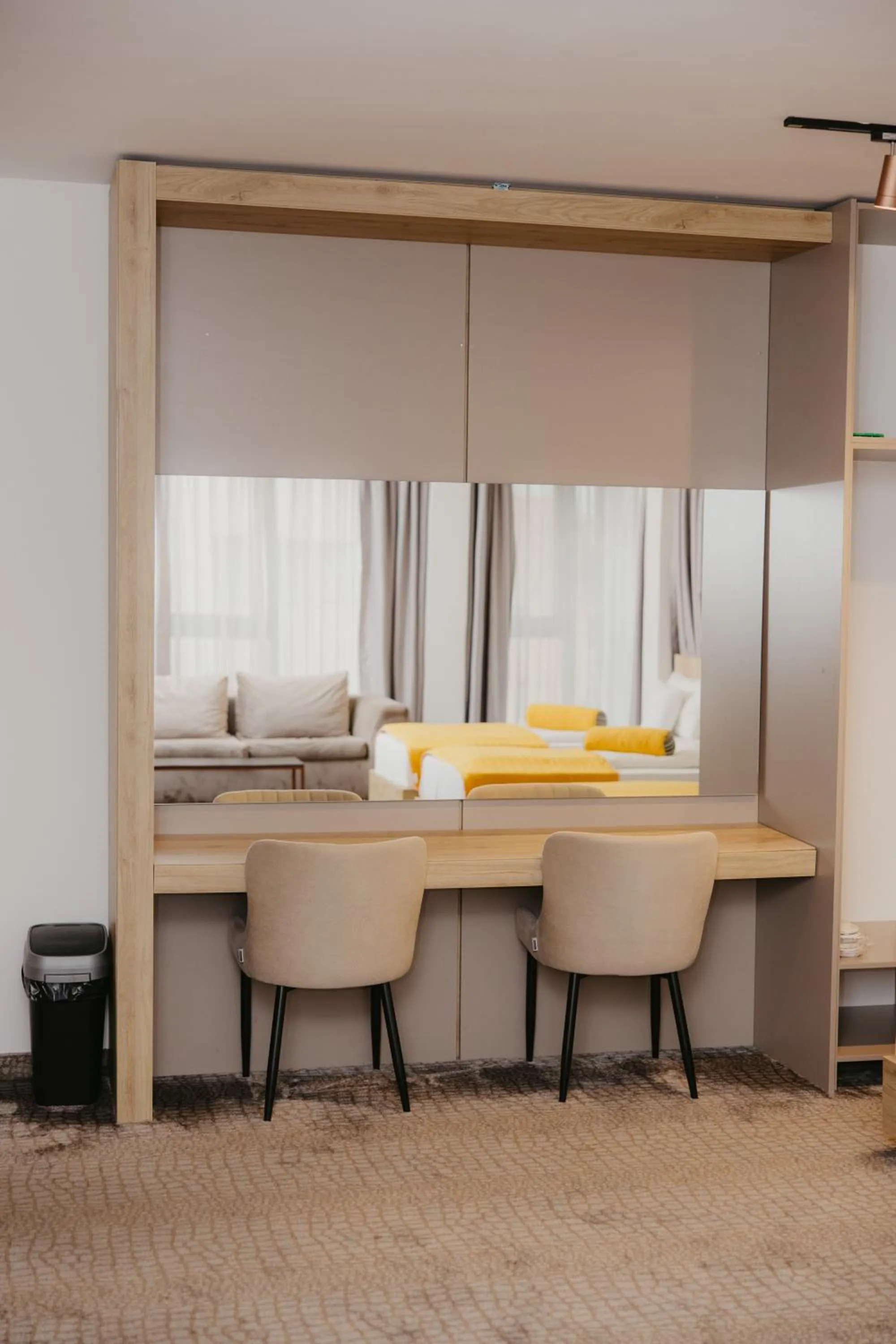 TV and multimedia in Hotel Koncept Residence