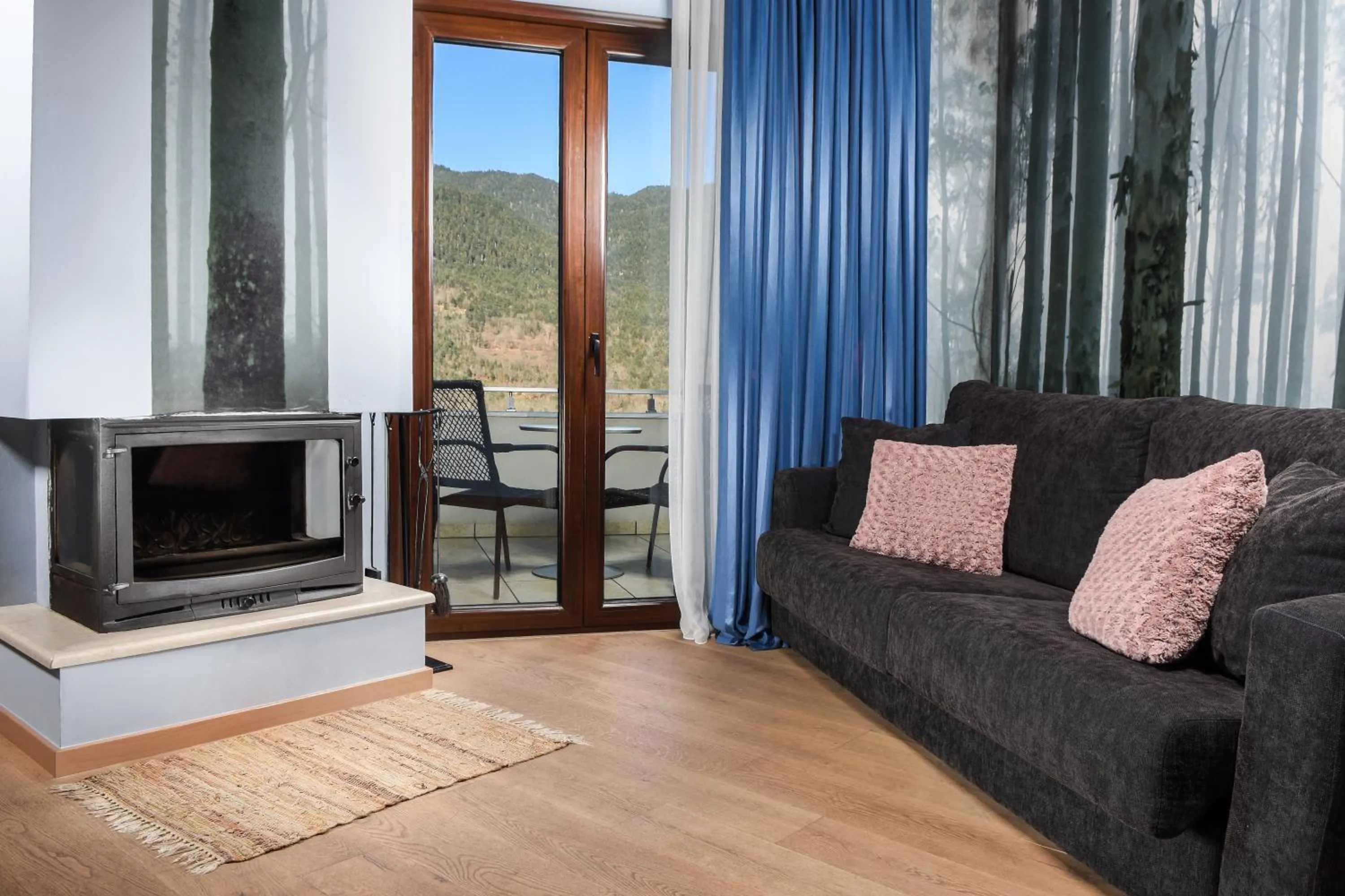 Living room in Forest Suites Boutique Hotel