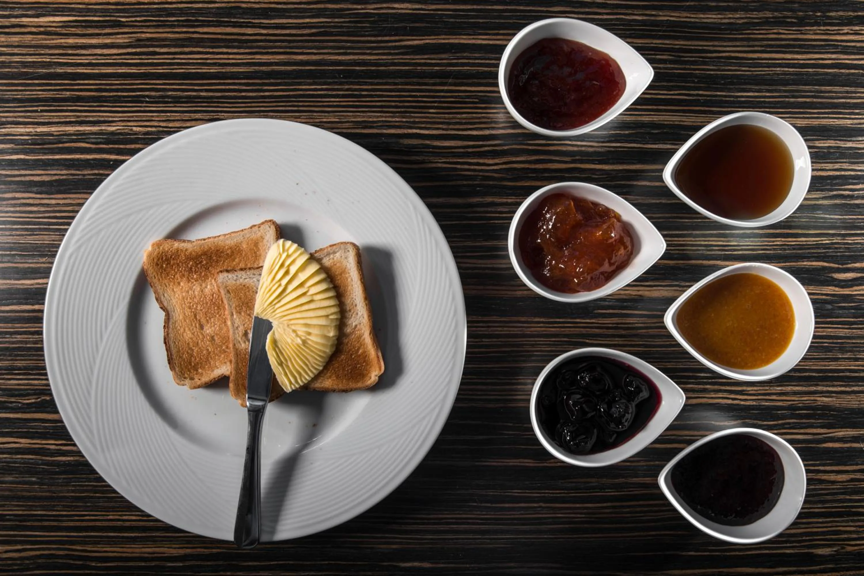 Meals in Forest Suites Boutique Hotel