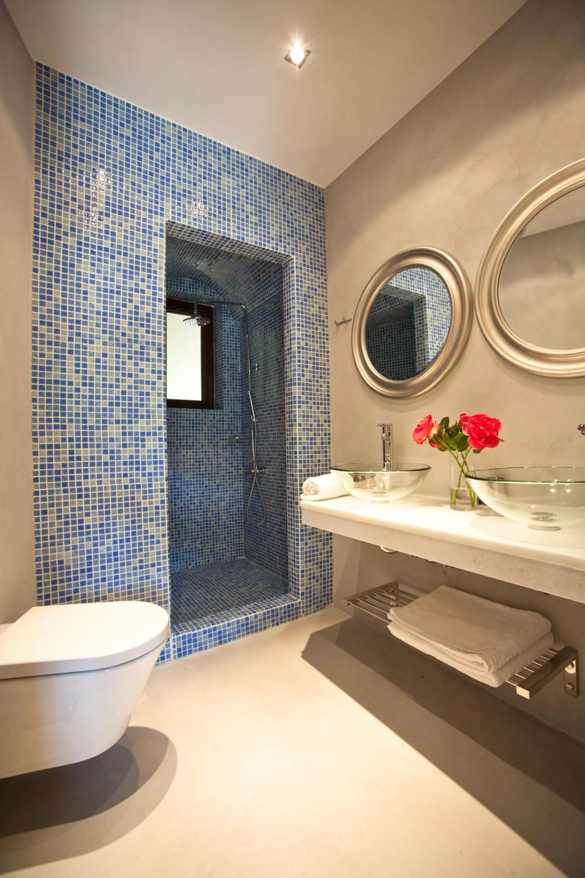 Shower in Forest Suites Boutique Hotel