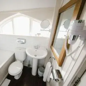 Twin Room with Private Bathroom - single occupancy in Forest Hotel Twin Room with Private Bathroom - single occupancy in Forest Hotel