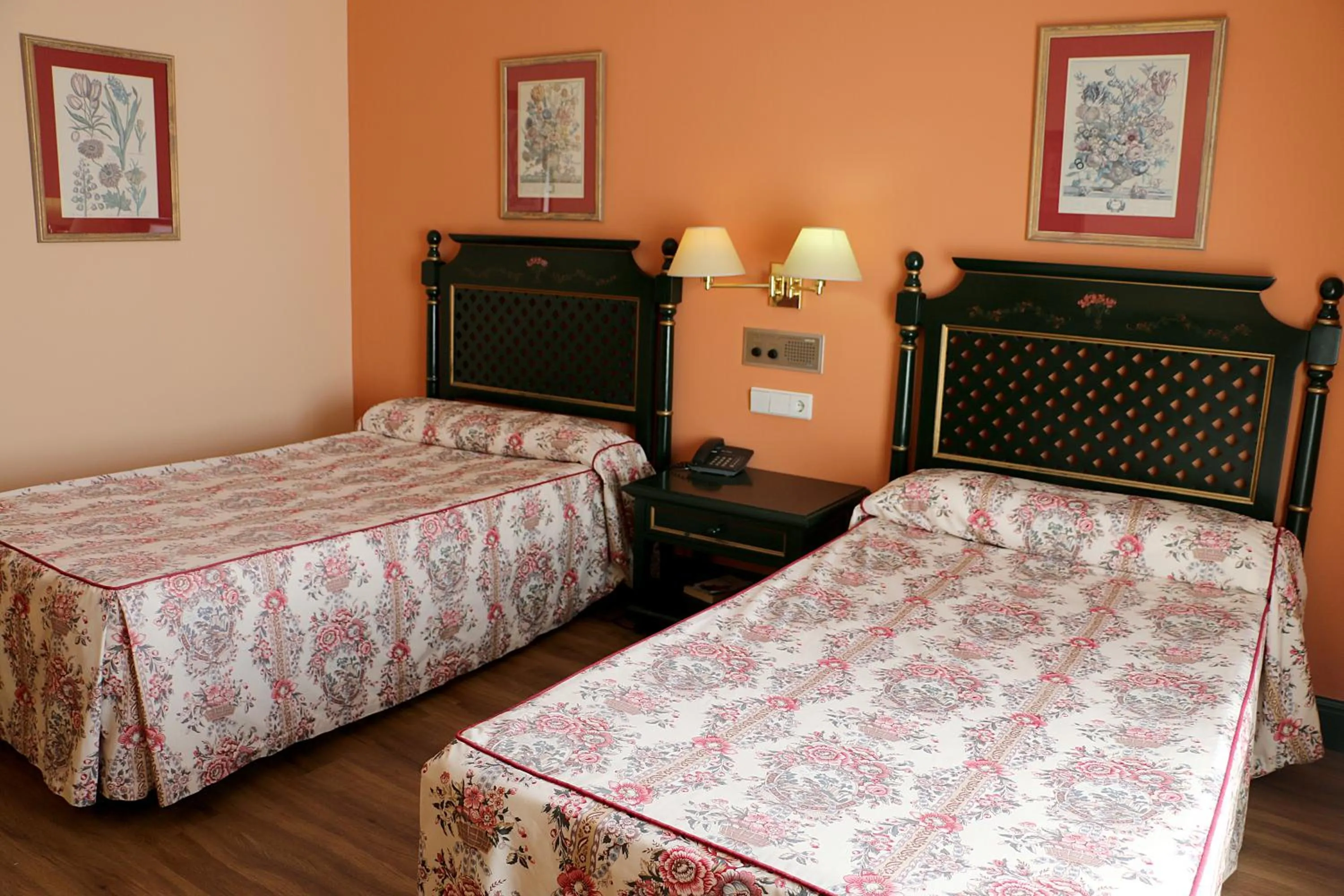 Photo of the whole room, Bed in Hotel Cristina