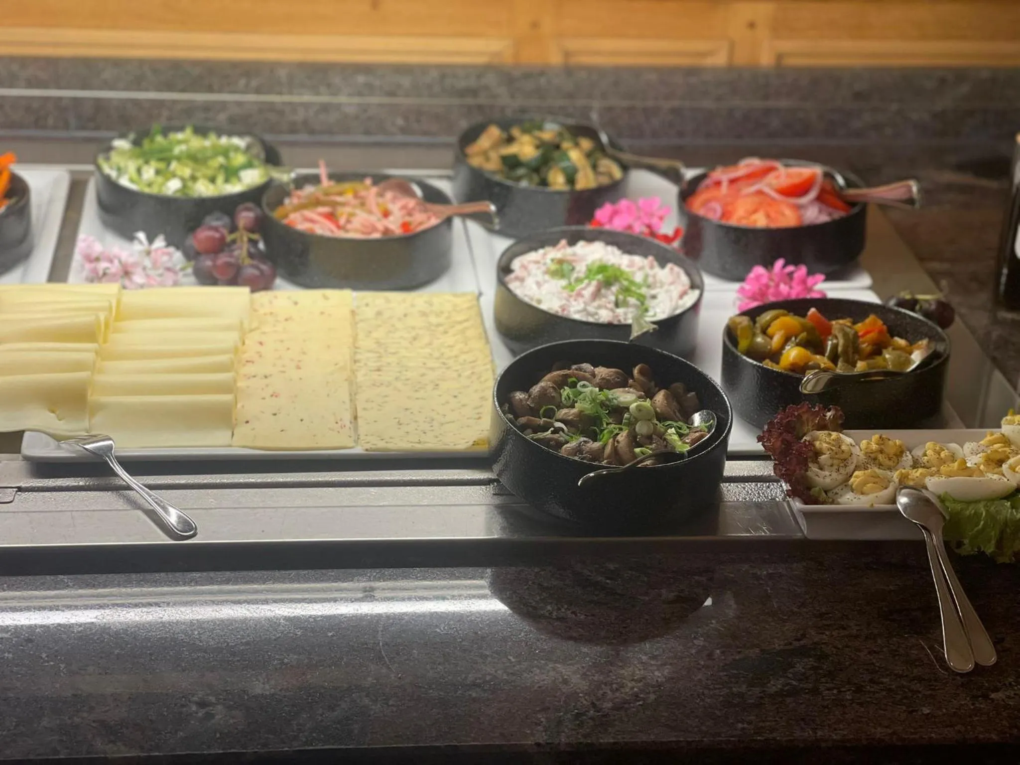 Buffet breakfast in Altstadthotel Bräuwirt