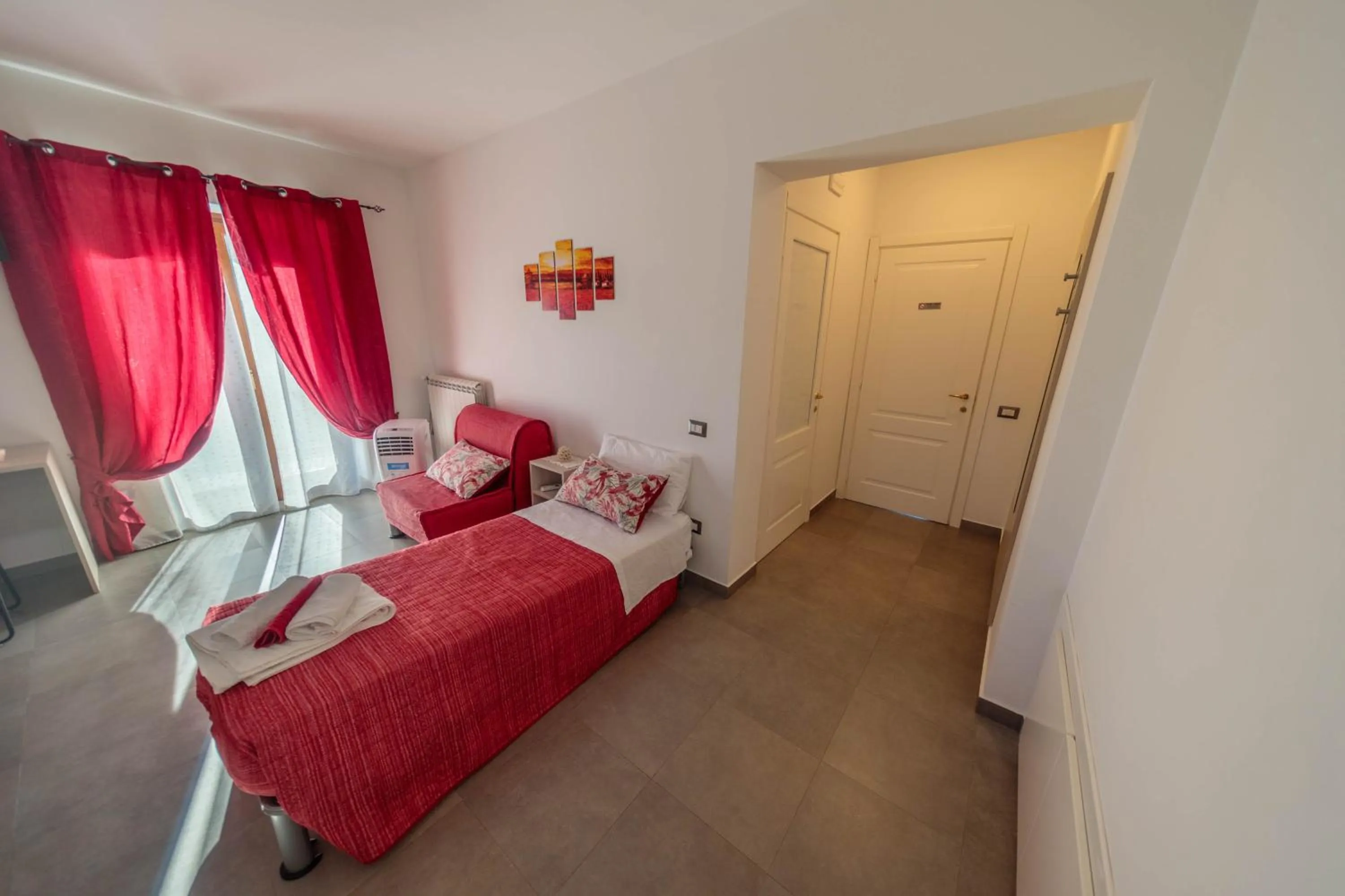 Bedroom, Bed in Il tramonte