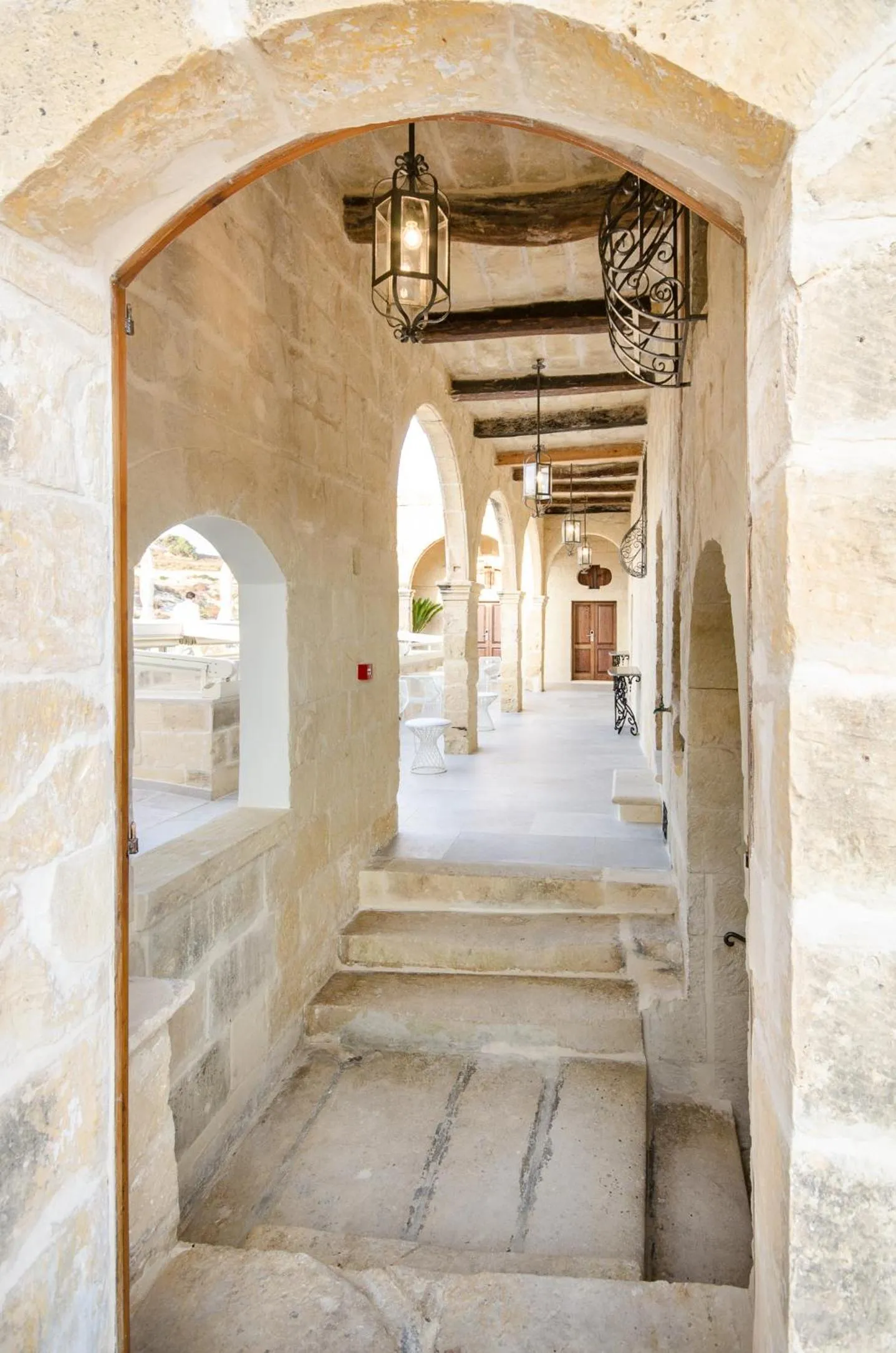 Property building in Cesca's Boutique Hotel