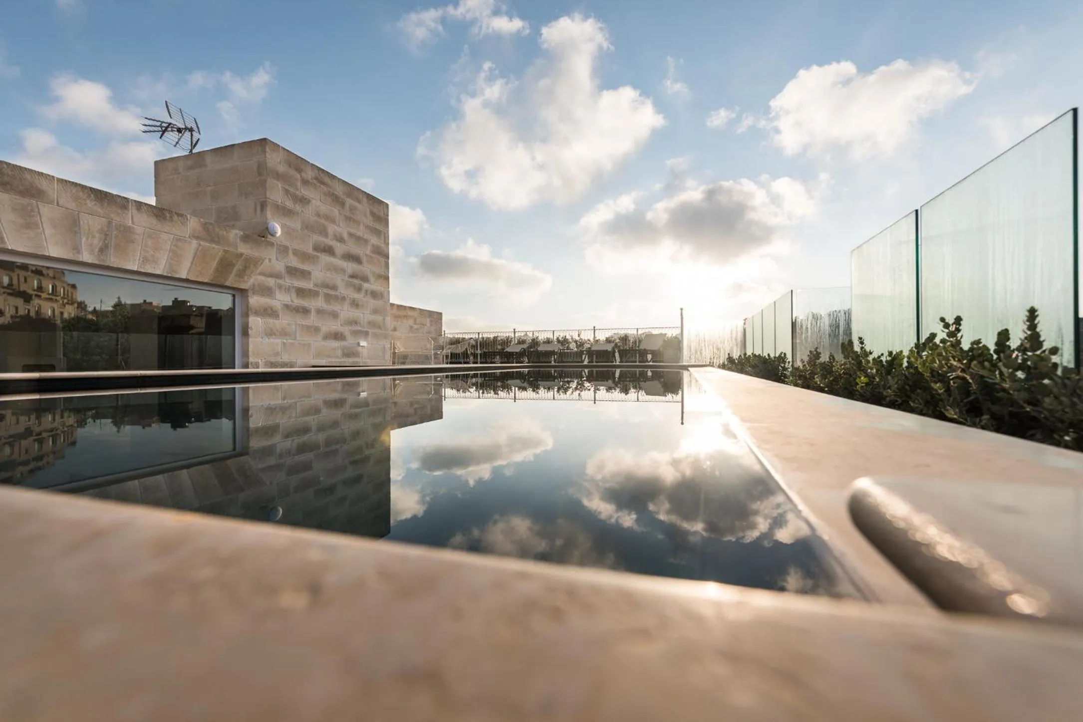 Swimming pool in Cesca's Boutique Hotel