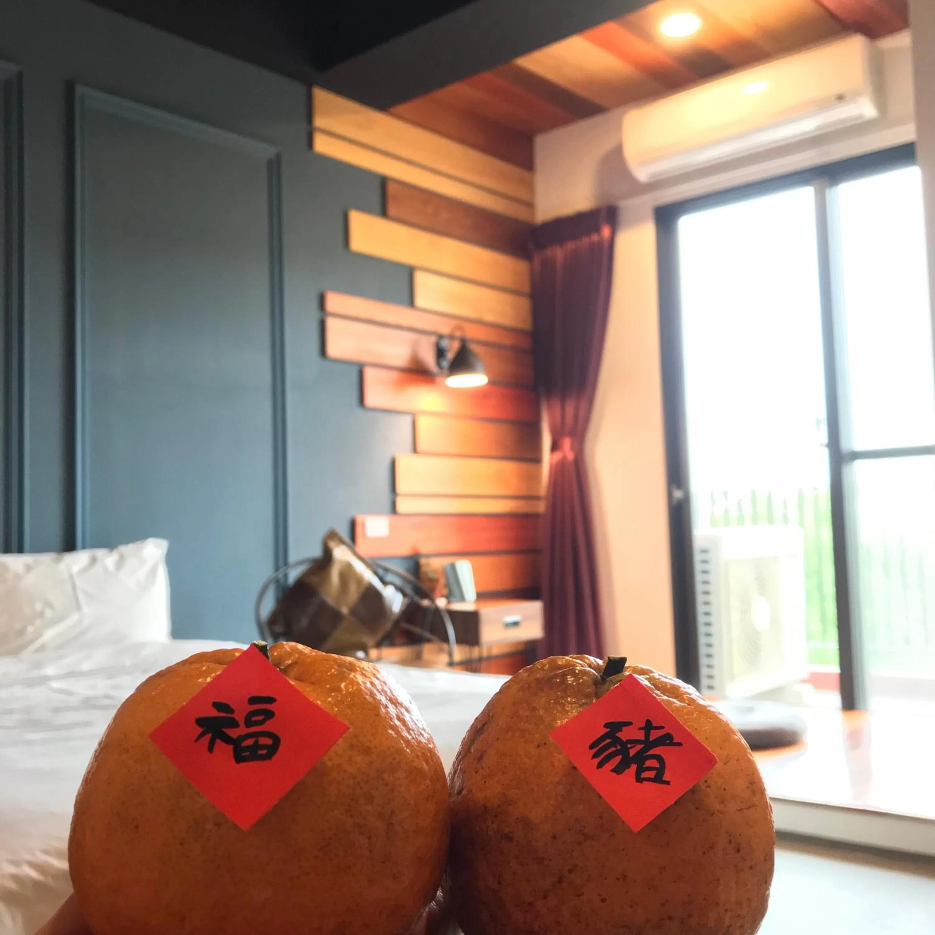 Photo of the whole room, Bed in Chi Chu B&B