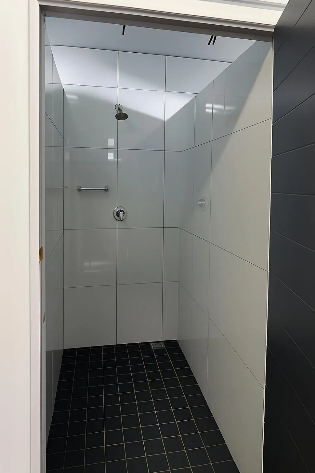 Green Elephant Backpackers