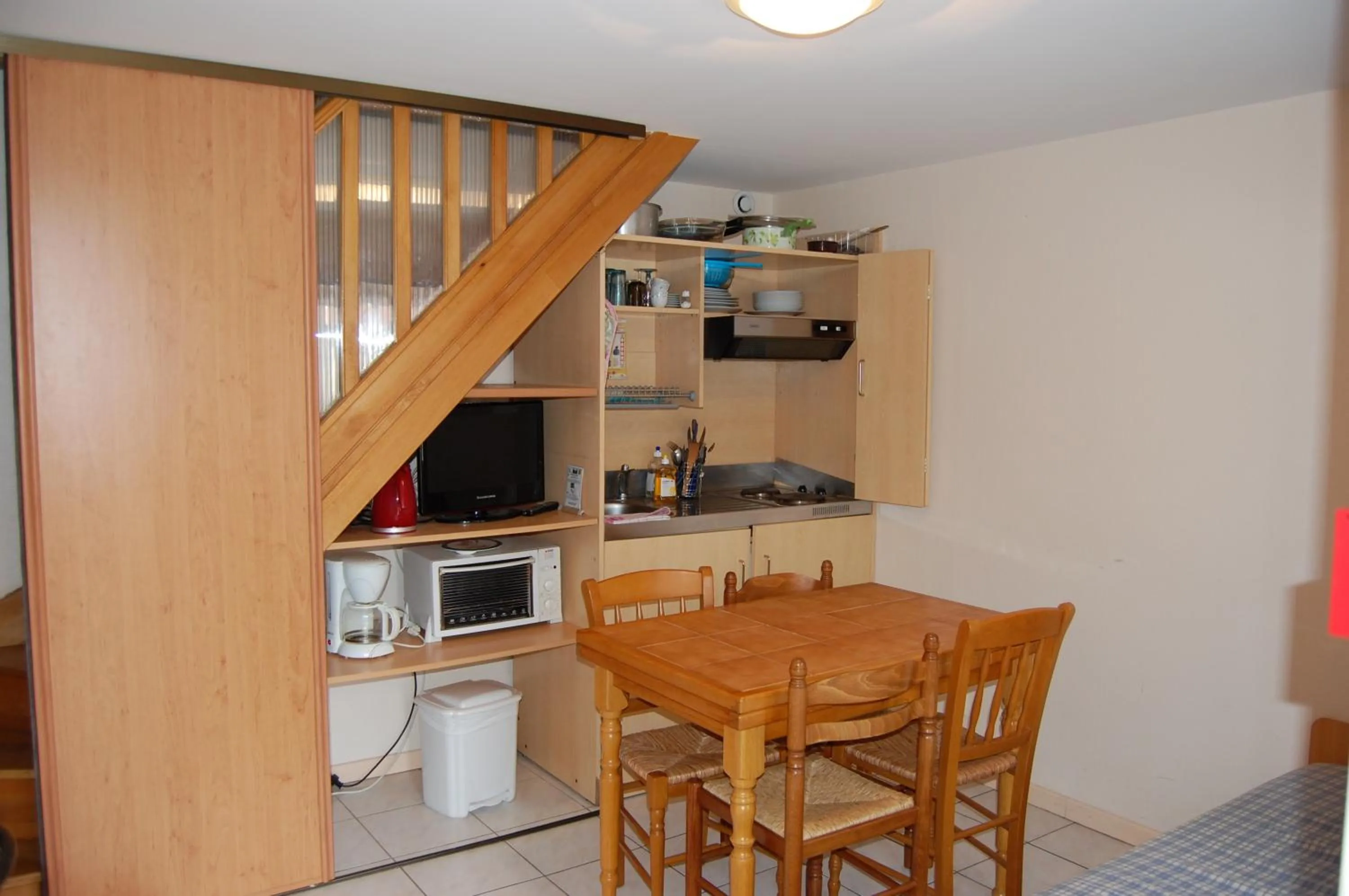 AUBERGE du BORD des EAUX - Demi-pension assurée sur réservation