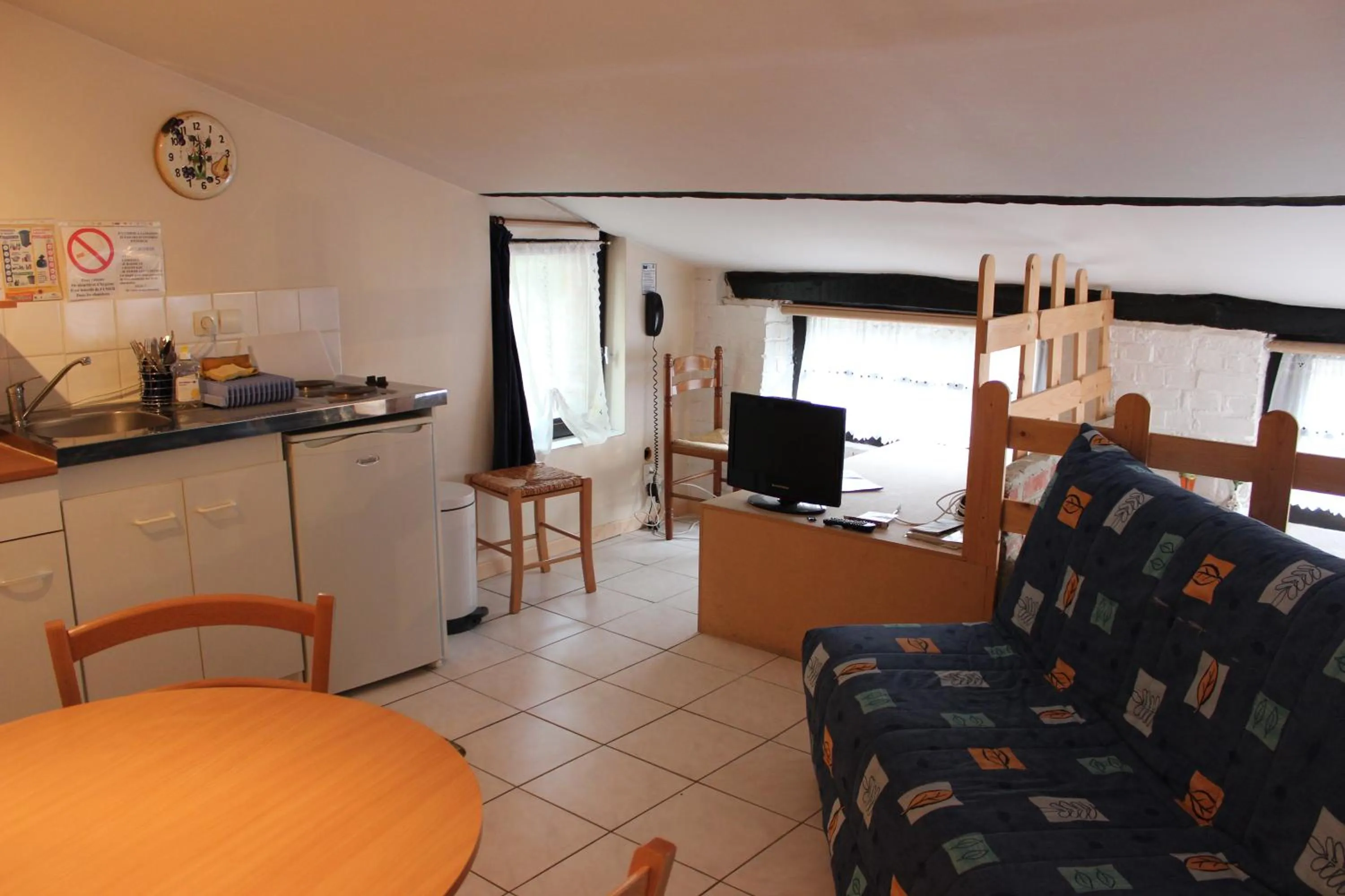 AUBERGE du BORD des EAUX - Demi-pension assurée sur réservation