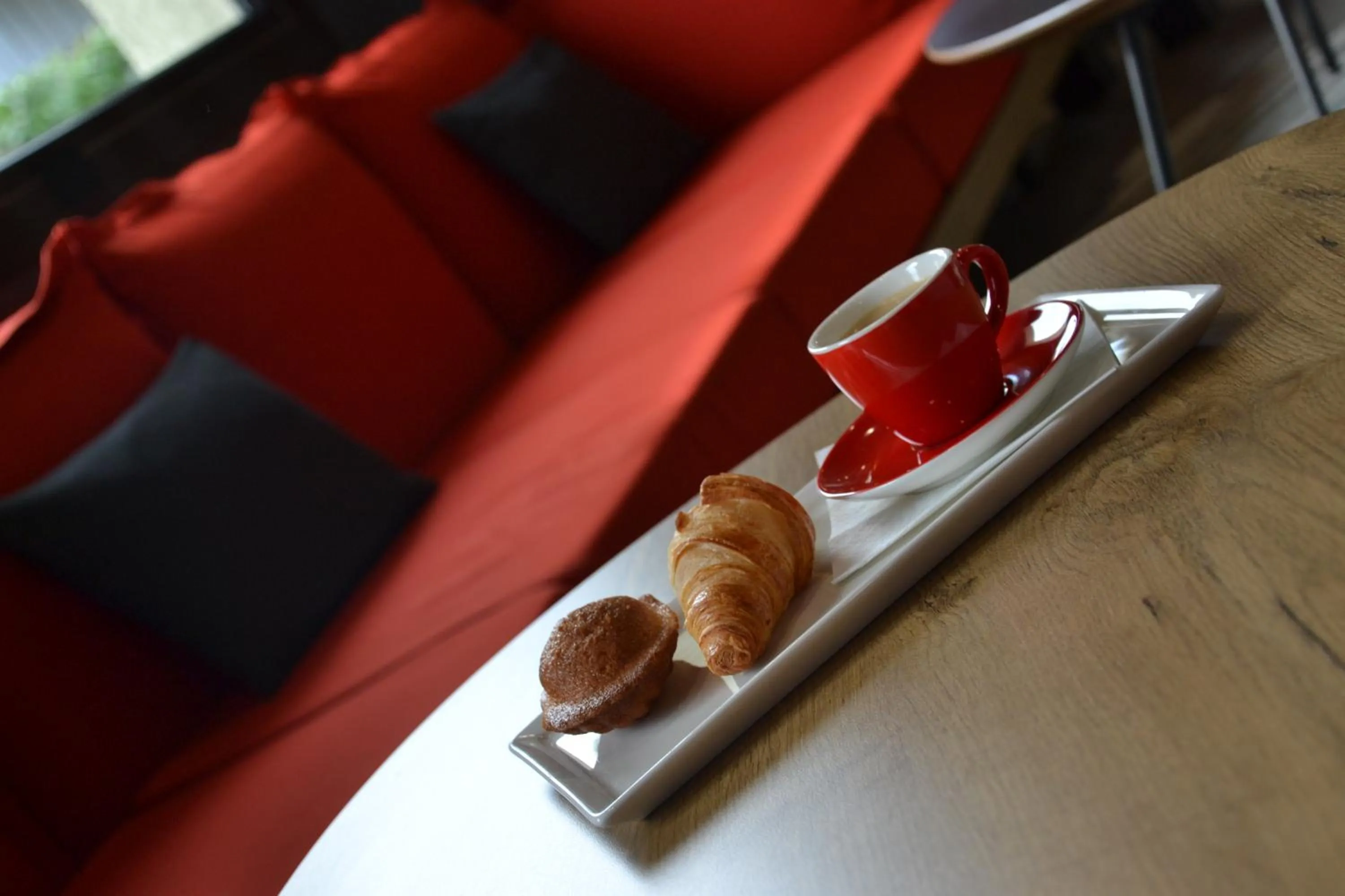 Lounge or bar in ibis Chambery