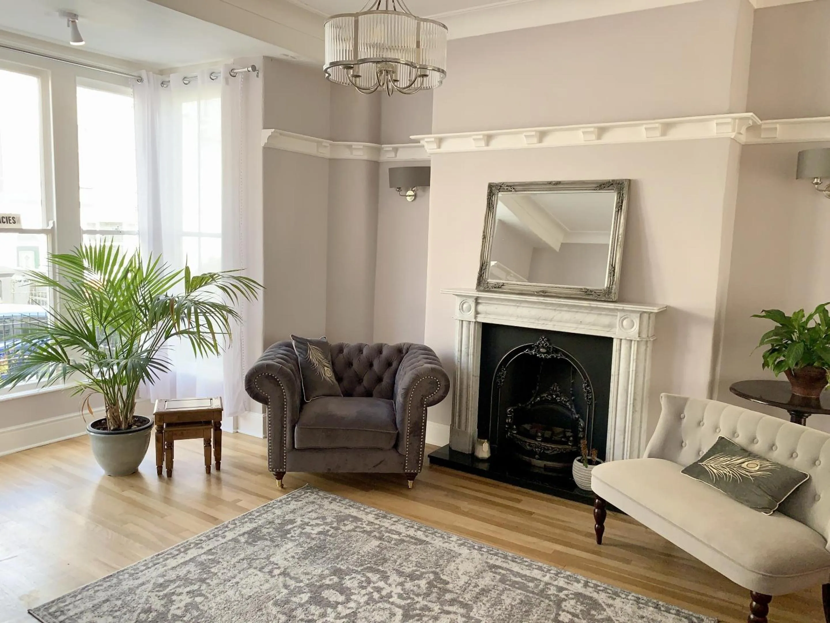 Living room in Seaclyffe Hotel Ltd