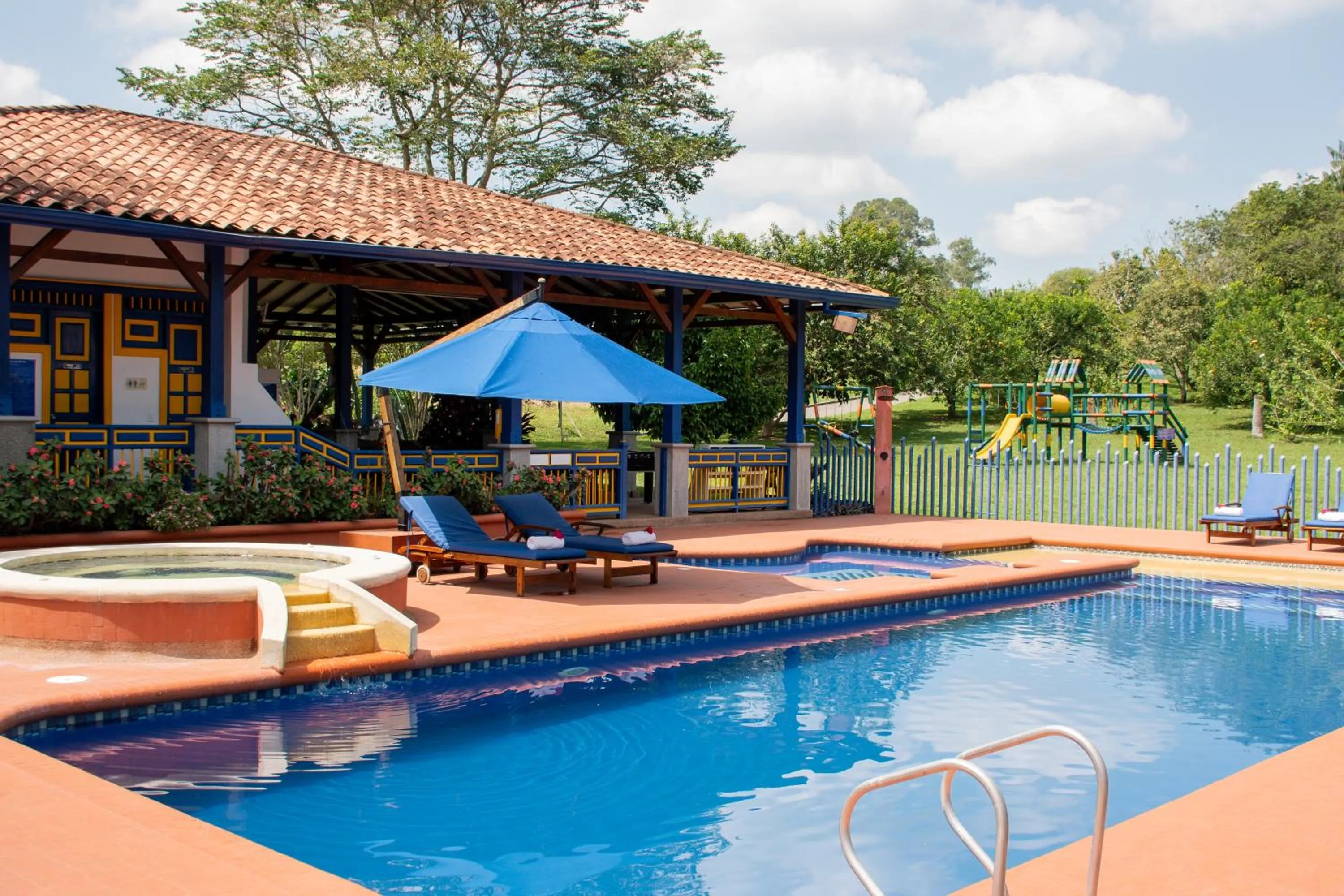 Pool view in La Herencia Hotel