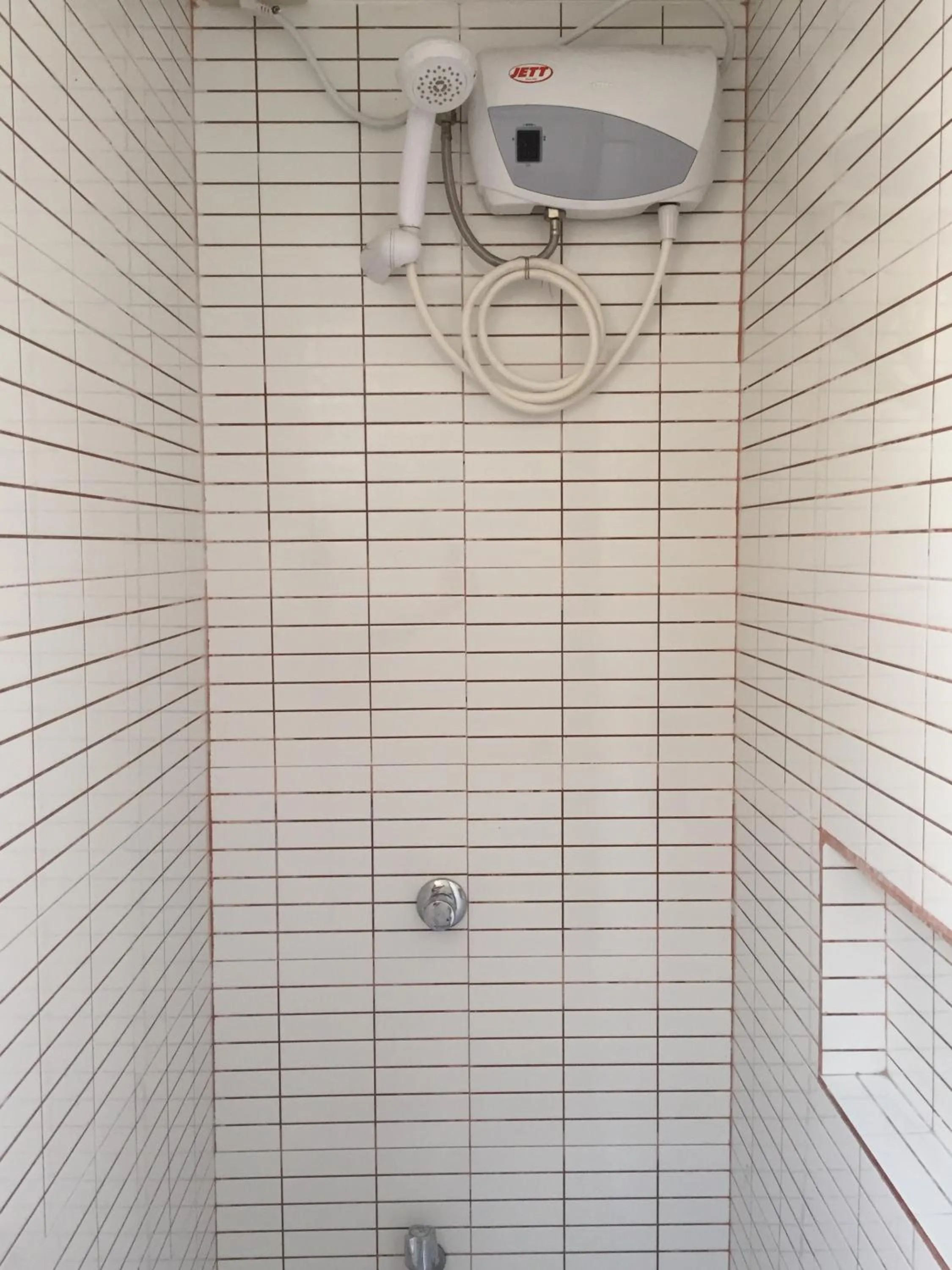 Shower in 1 River Central Hostel