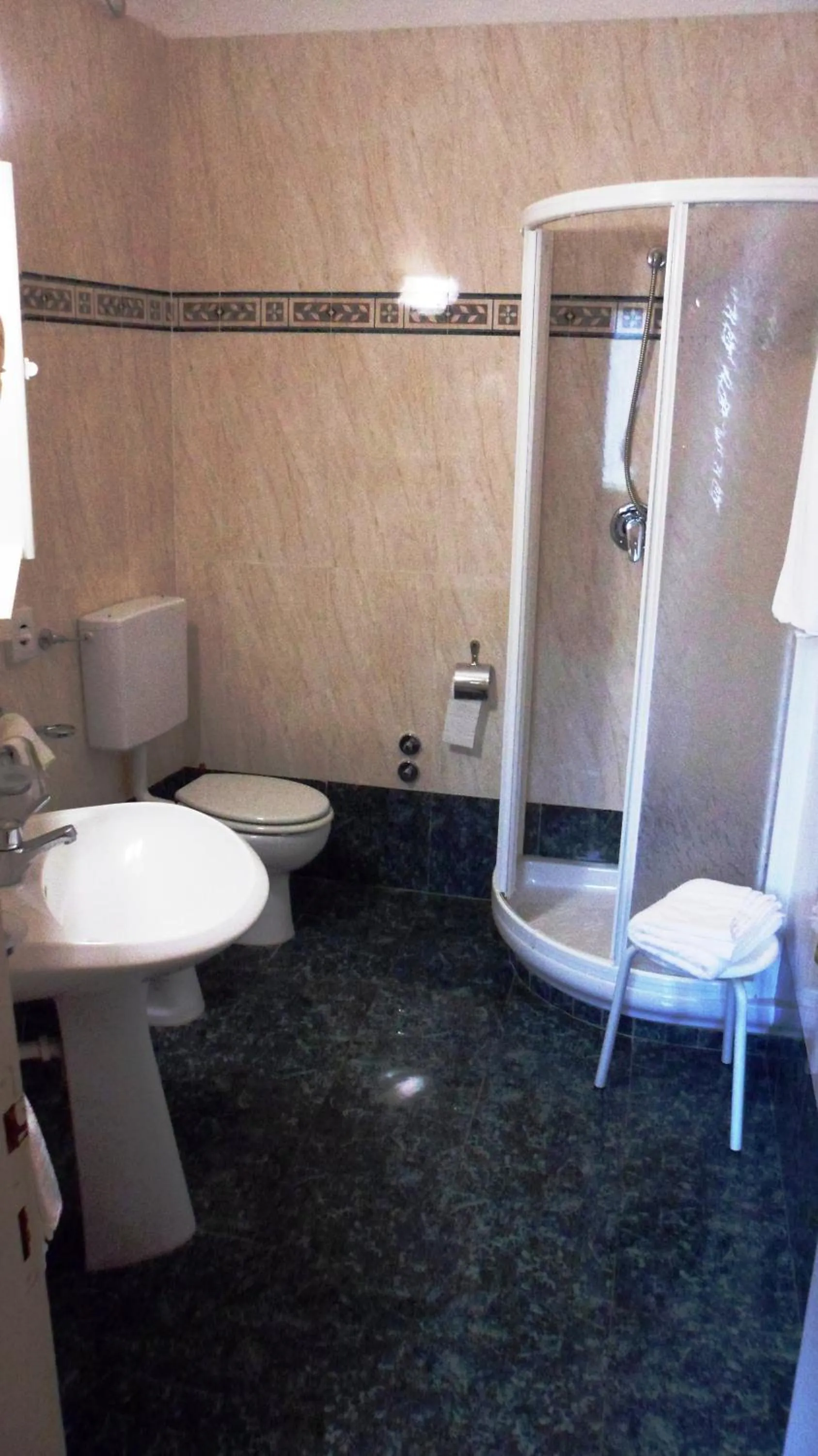 Bathroom in Hotel Reali