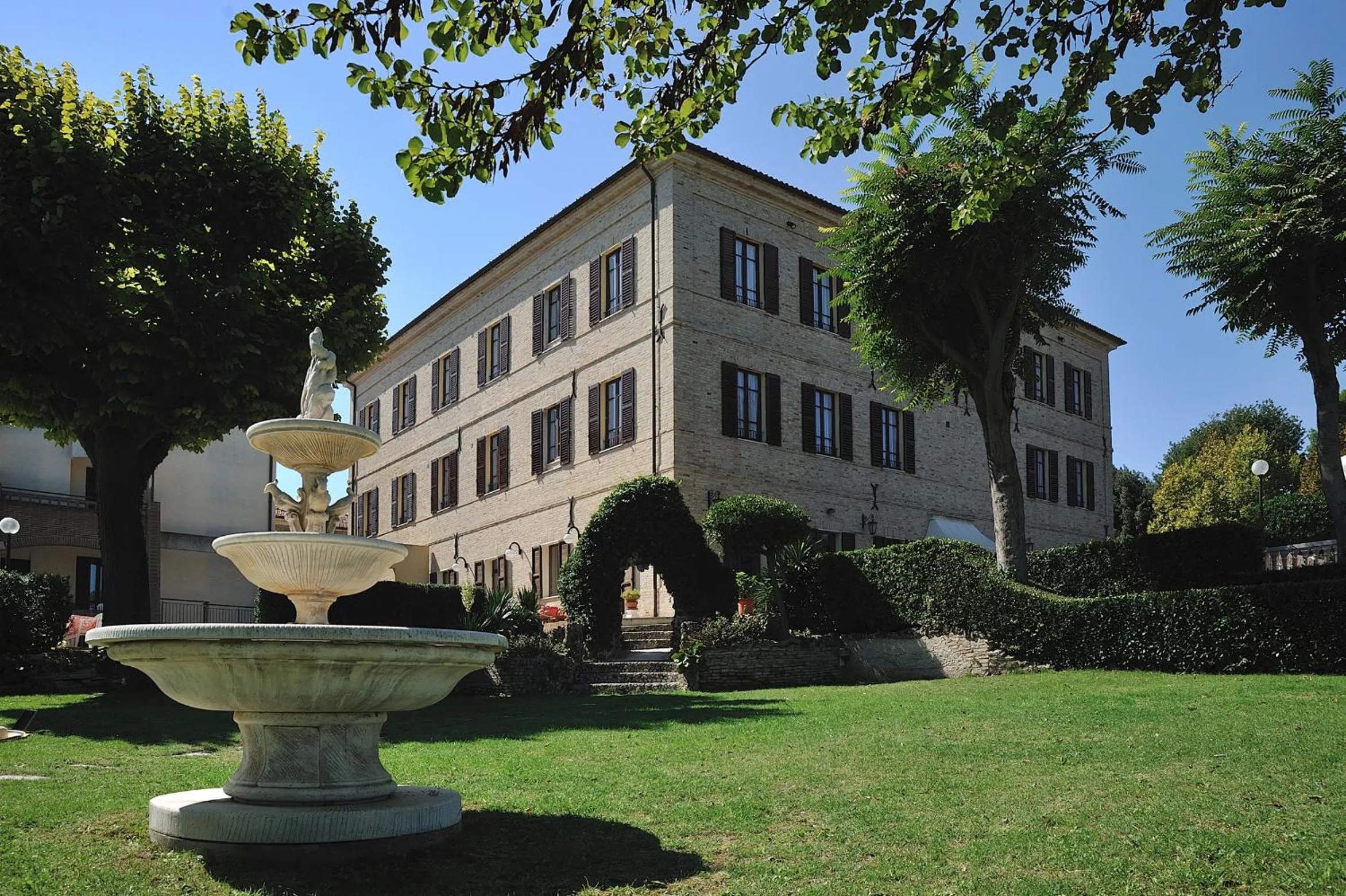 Facade/entrance in Hotel Bel Sit