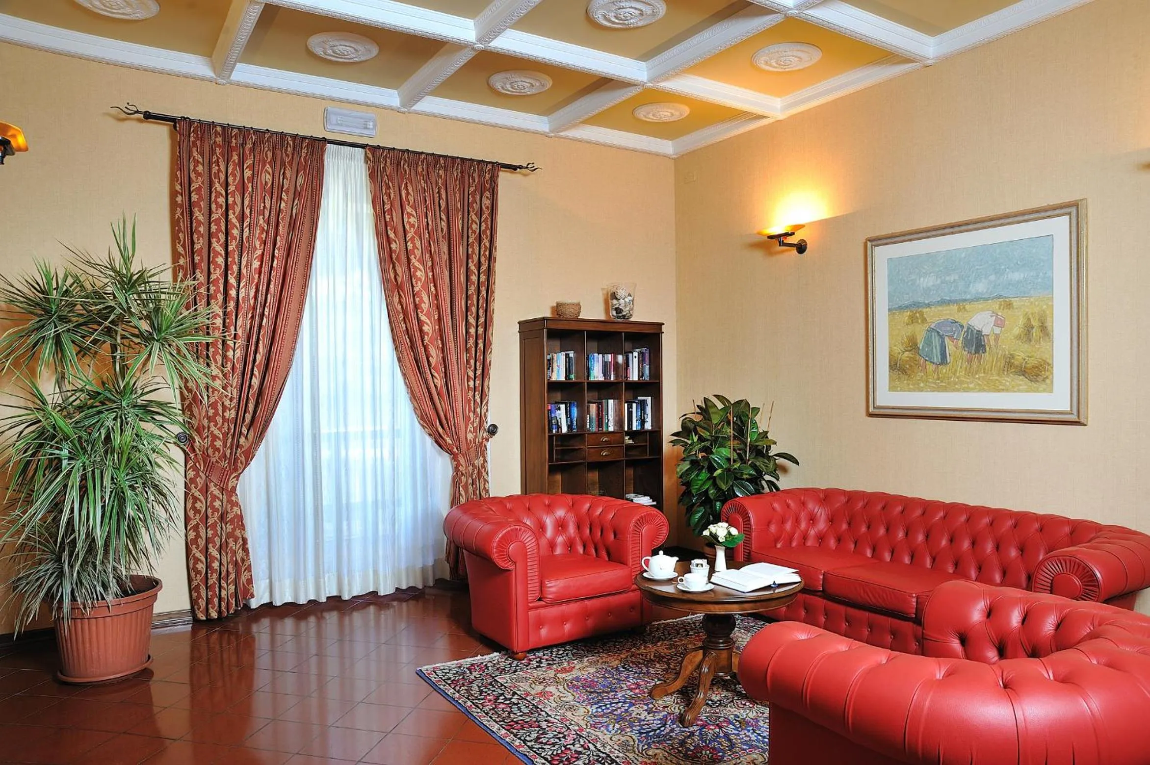 Communal lounge/ TV room in Hotel Bel Sit