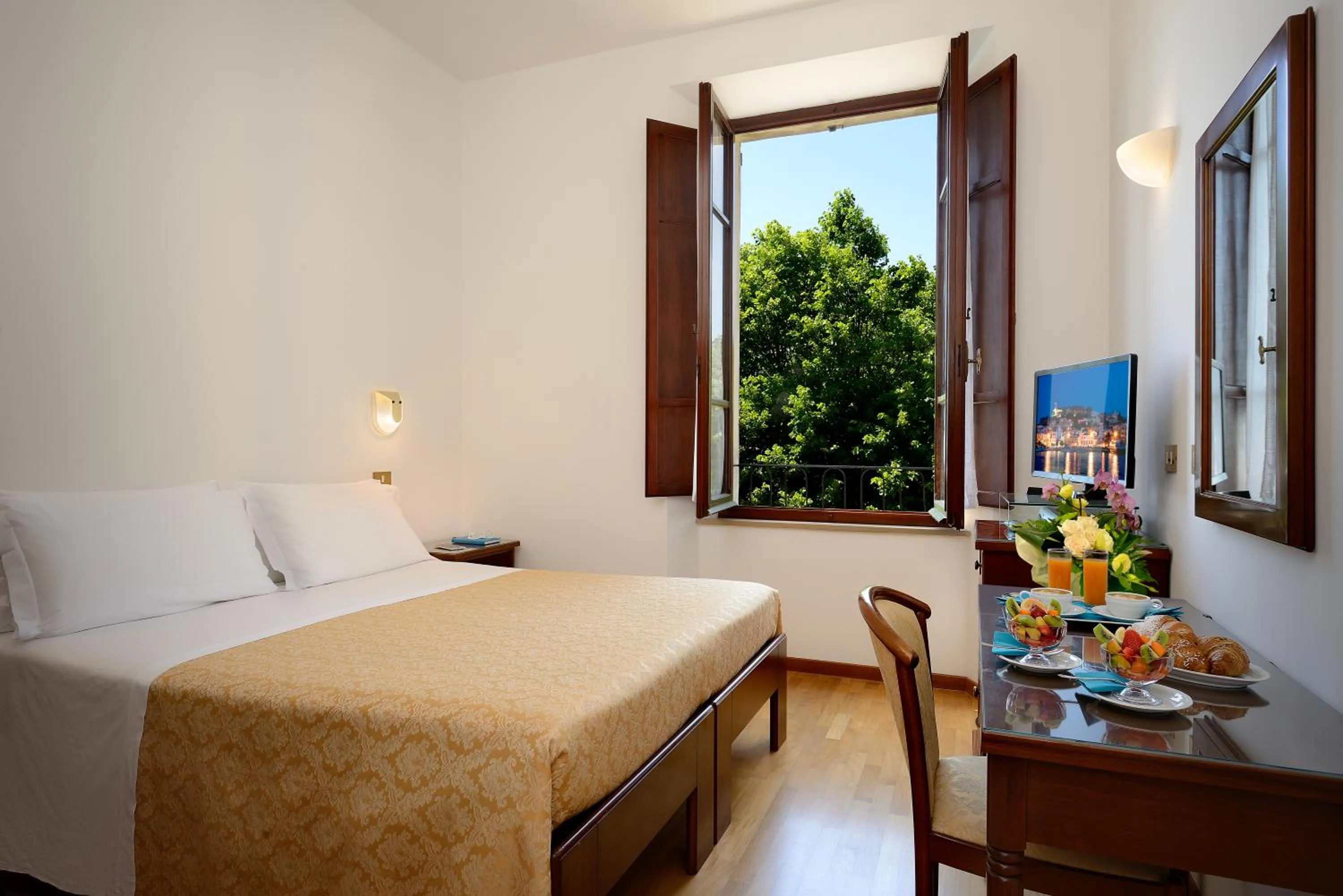 Bedroom, Bed in Hotel Bel Sit