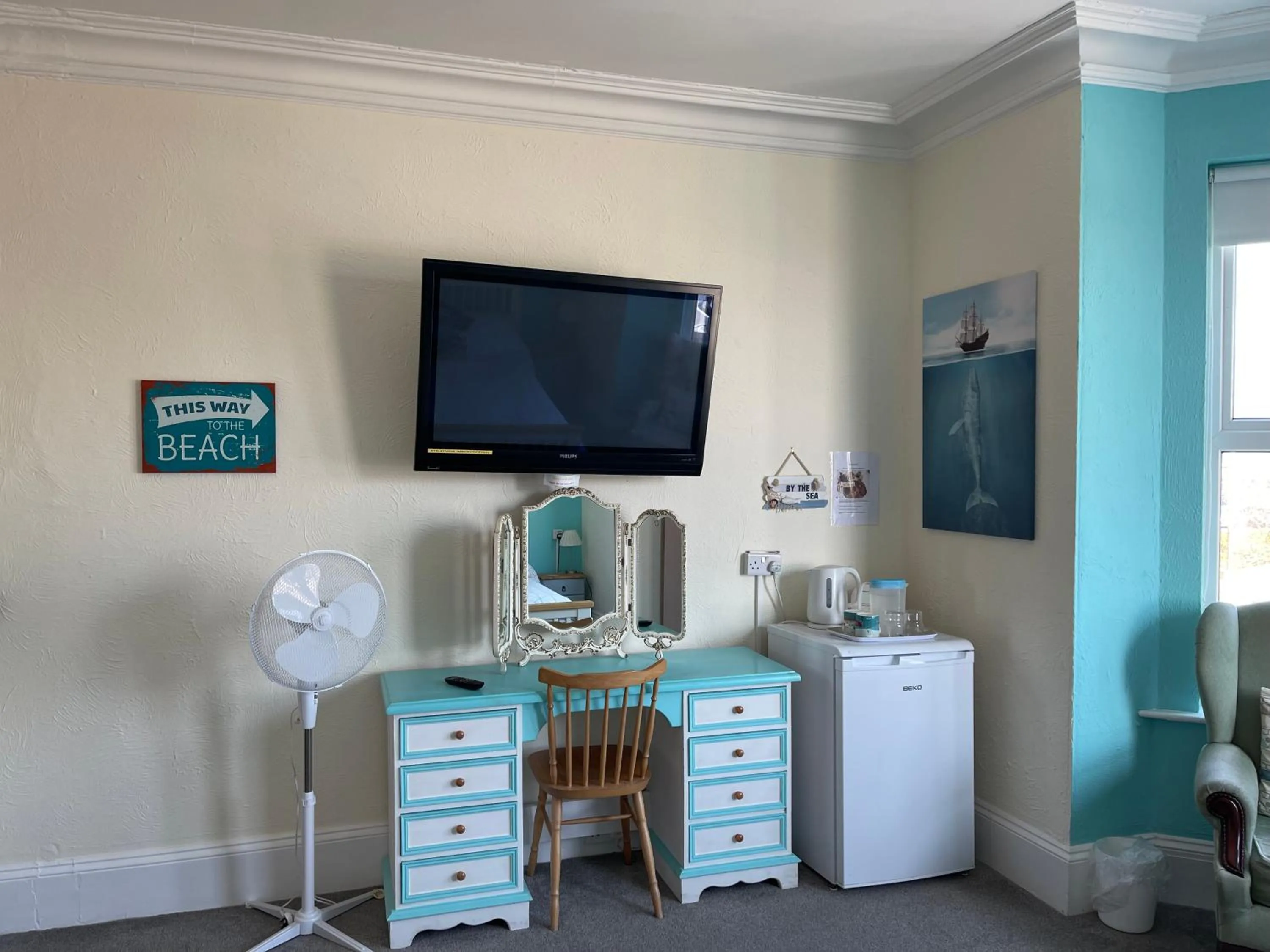 Bedroom in Henrys on the Prom