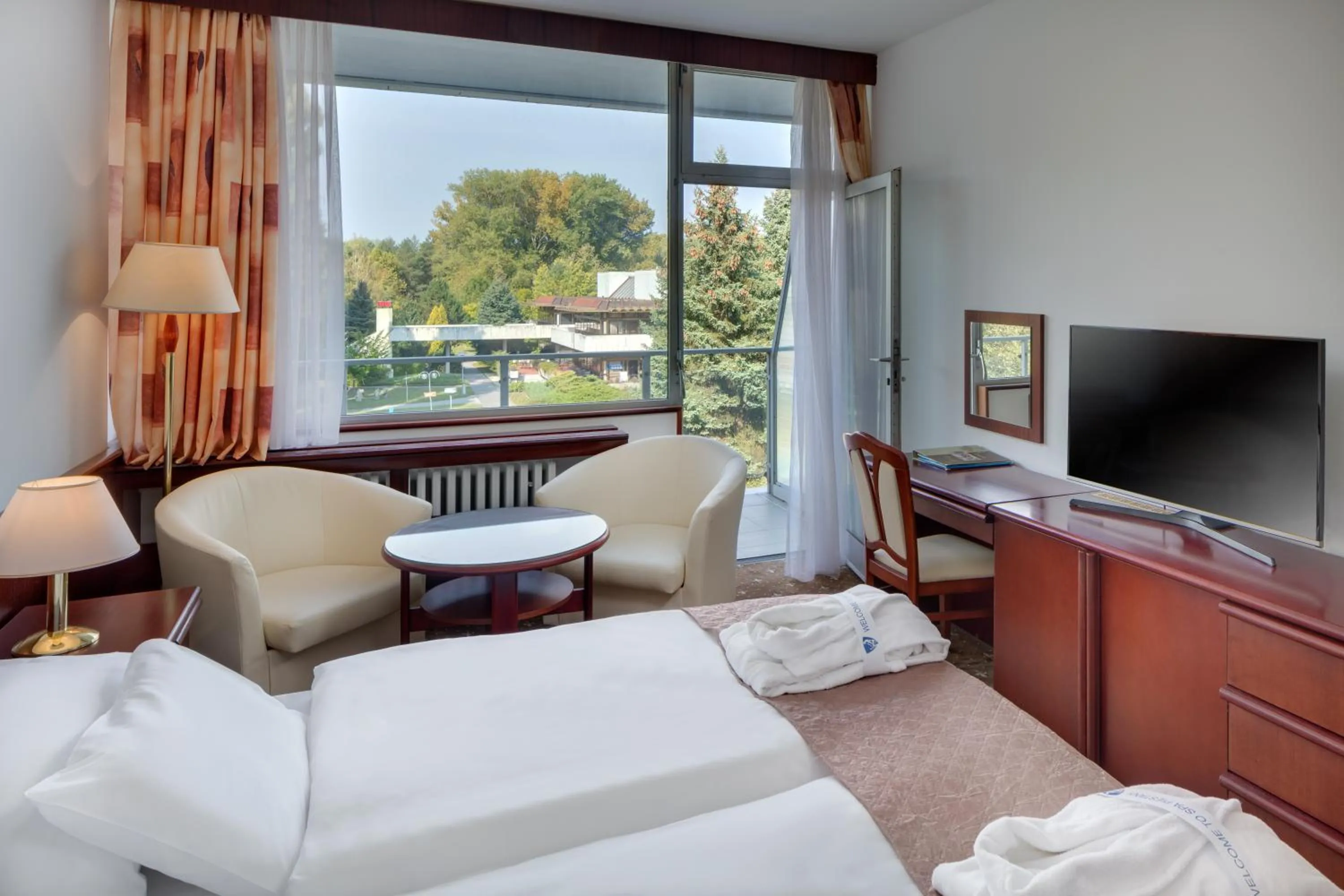 Bedroom, Bed in Ensana Splendid