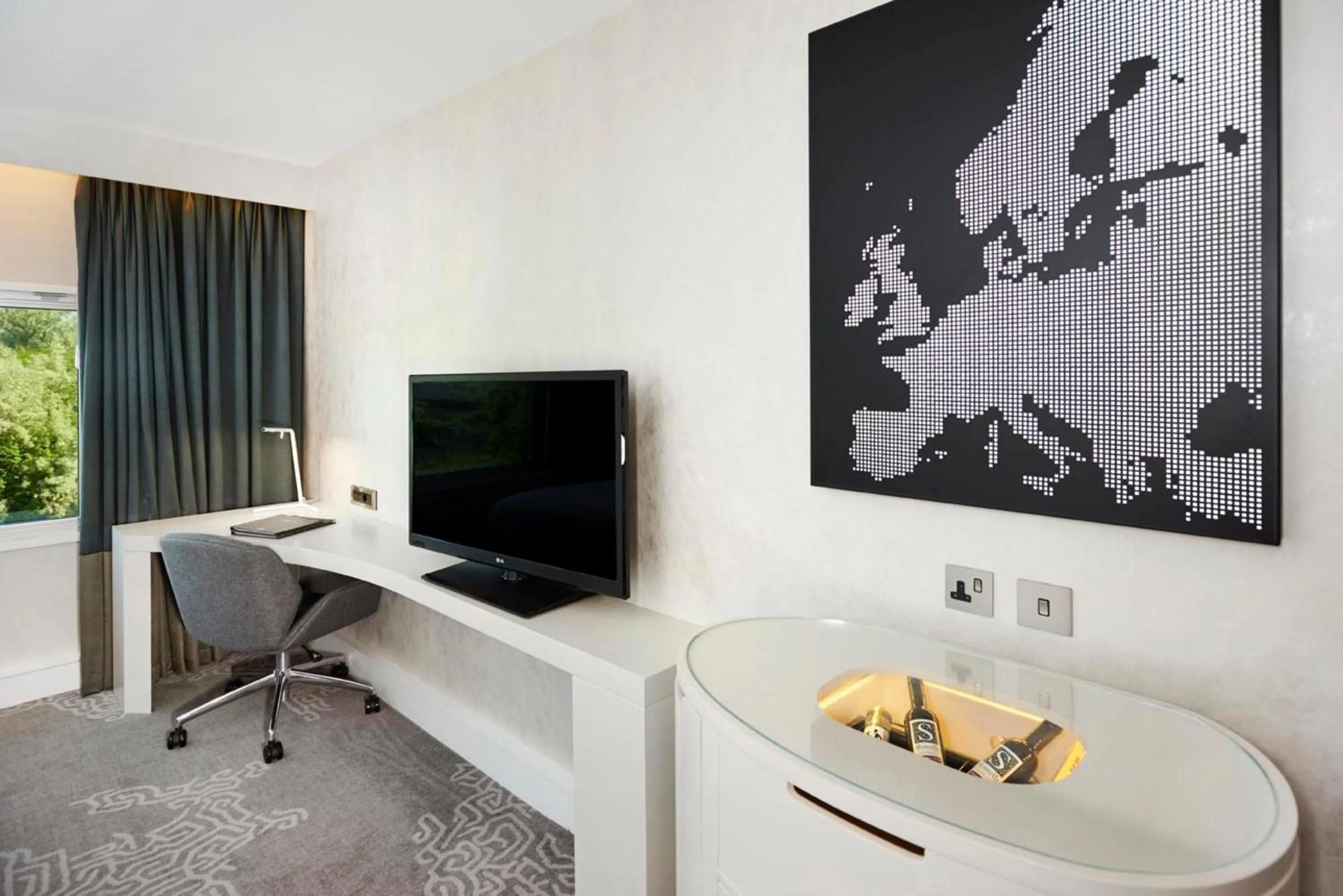 Bedroom in Hilton London Heathrow Airport