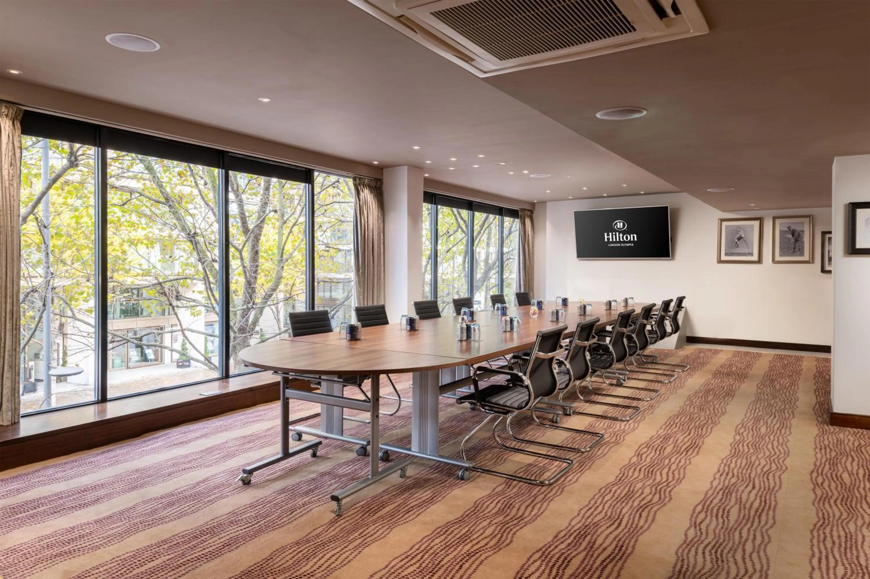 Meeting/conference room in Hilton London Olympia