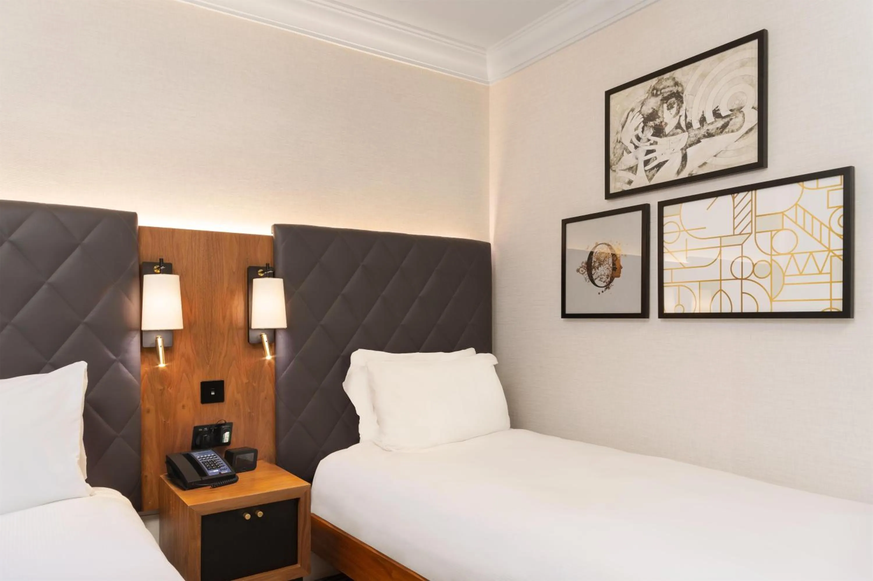 Bed in Hilton London Olympia