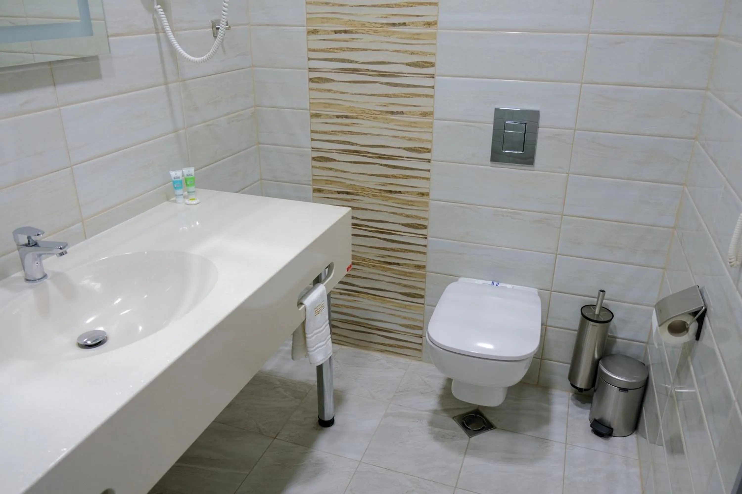 Bathroom in SPS Hotel