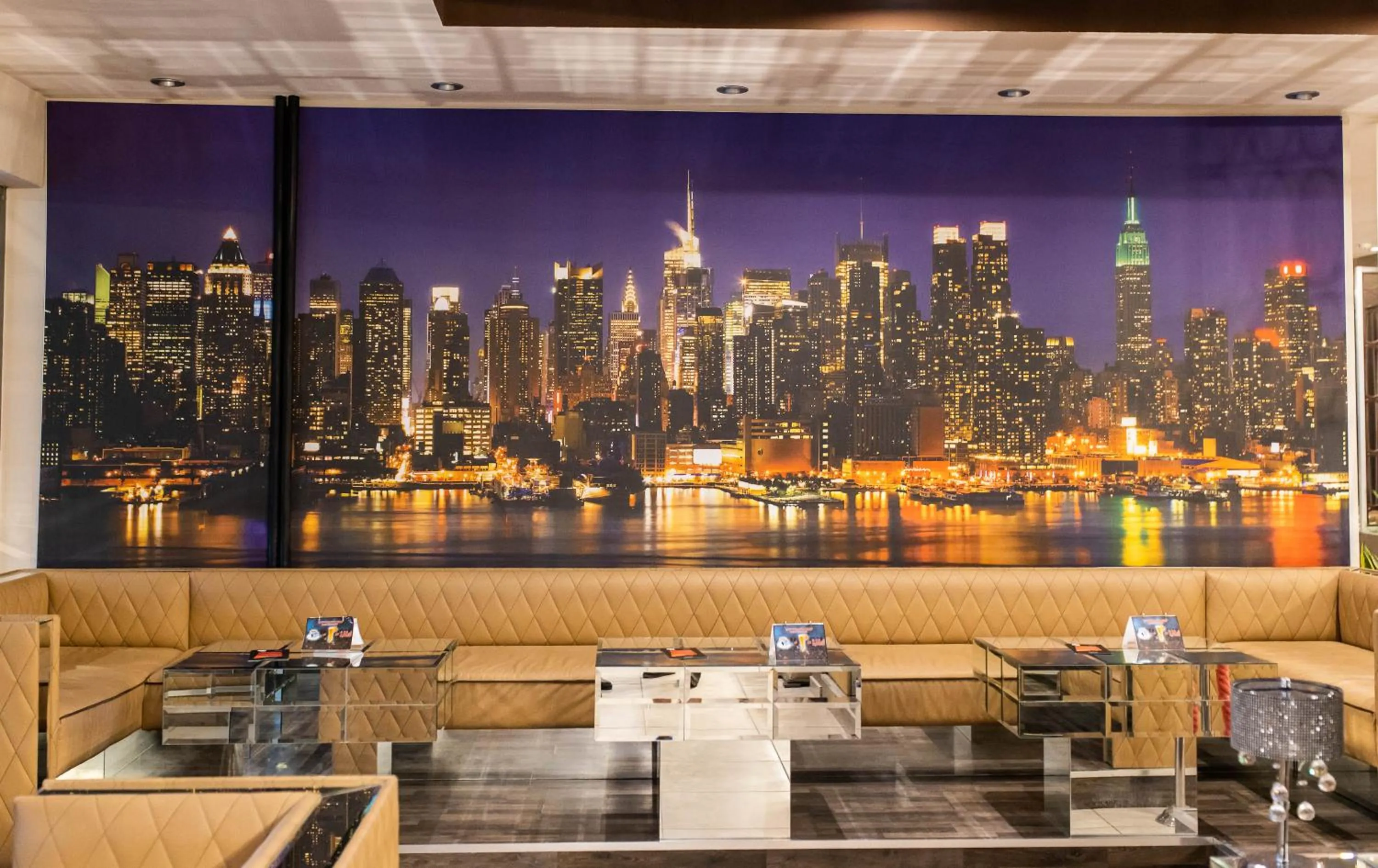 Lounge or bar in SPS Hotel