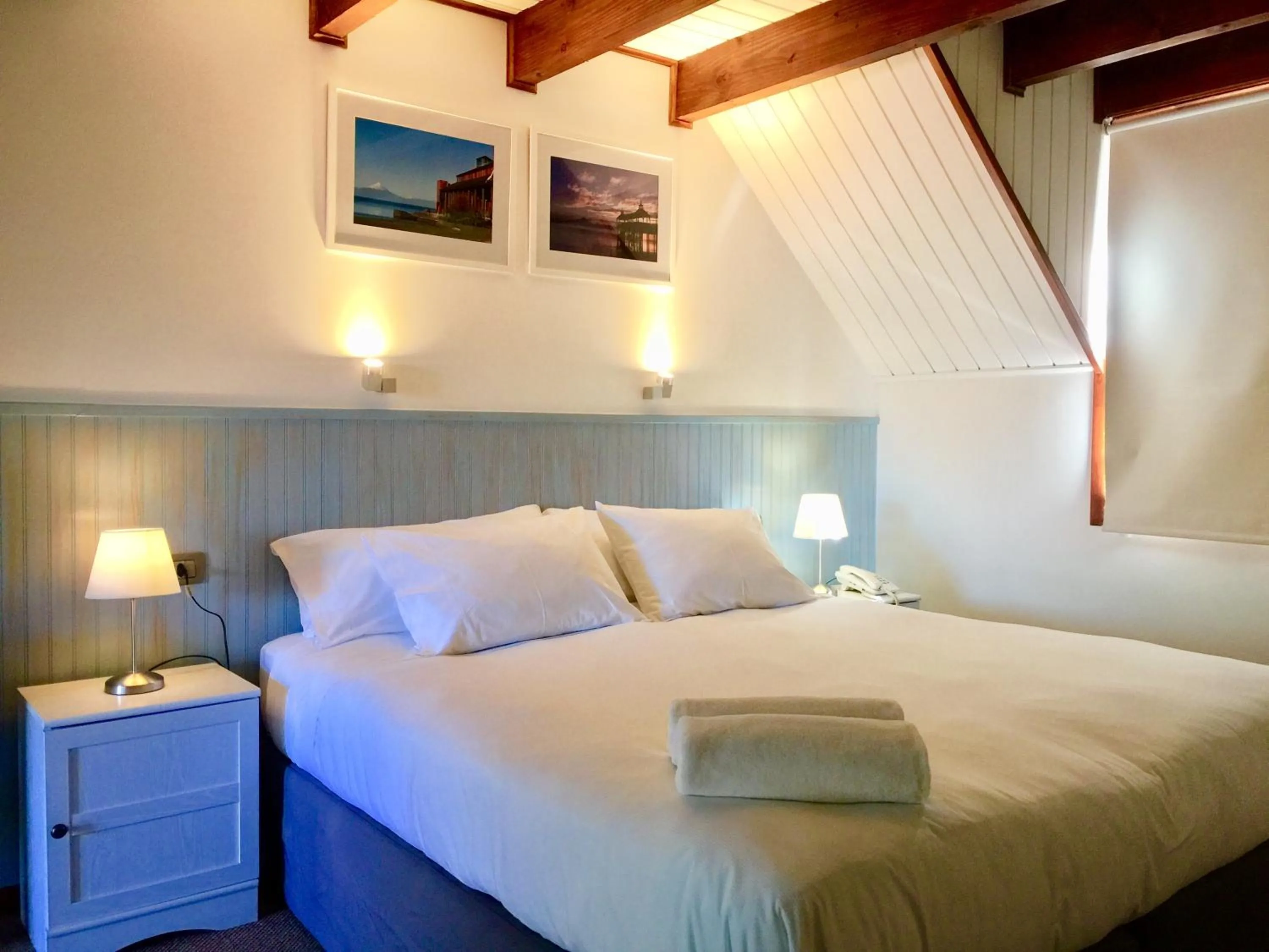 Photo of the whole room, Bed in Hotel Frutillar