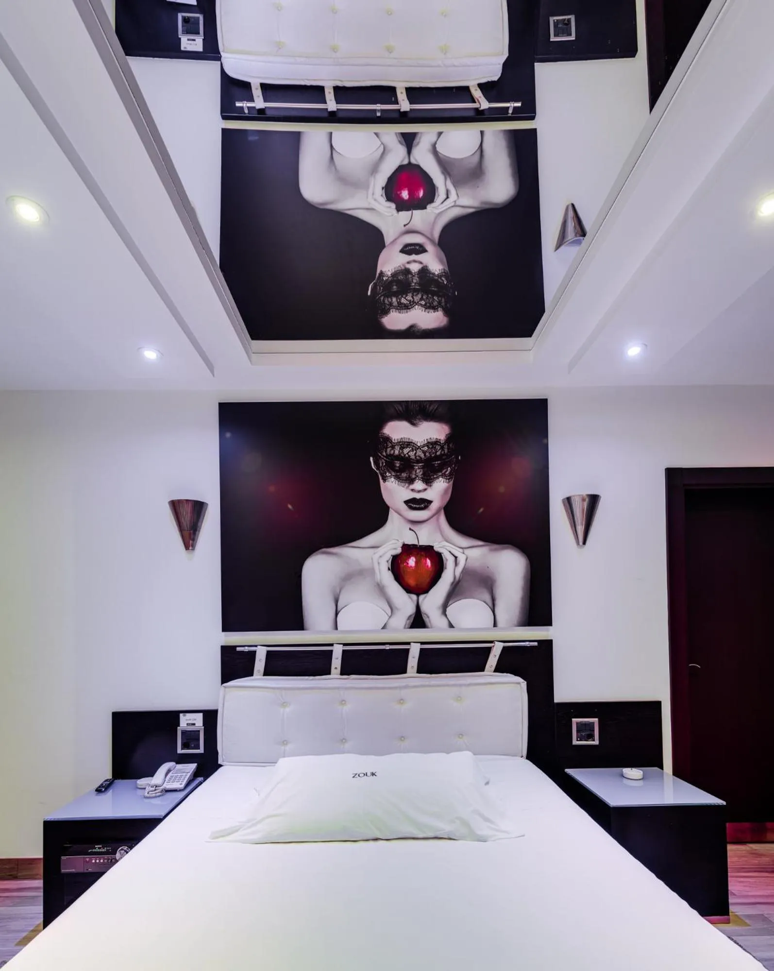 Bed in Zouk Hotel
